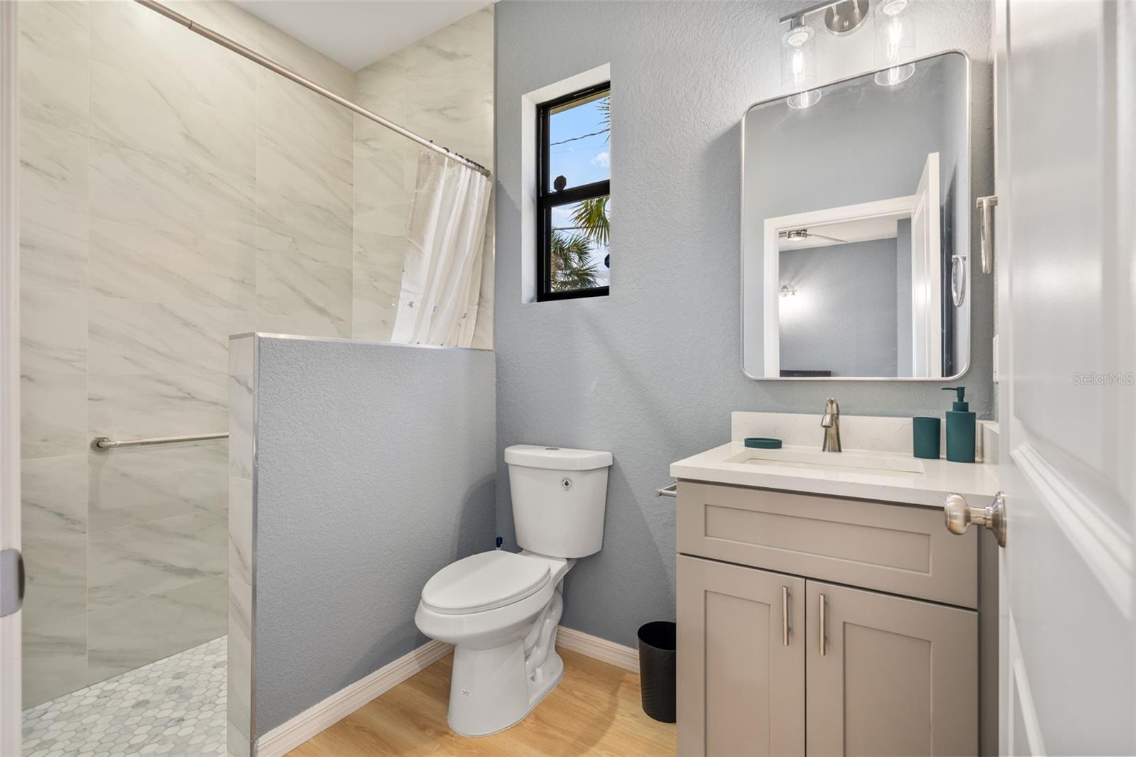 Image 14 of 24 For 5479 Biscayne Drive