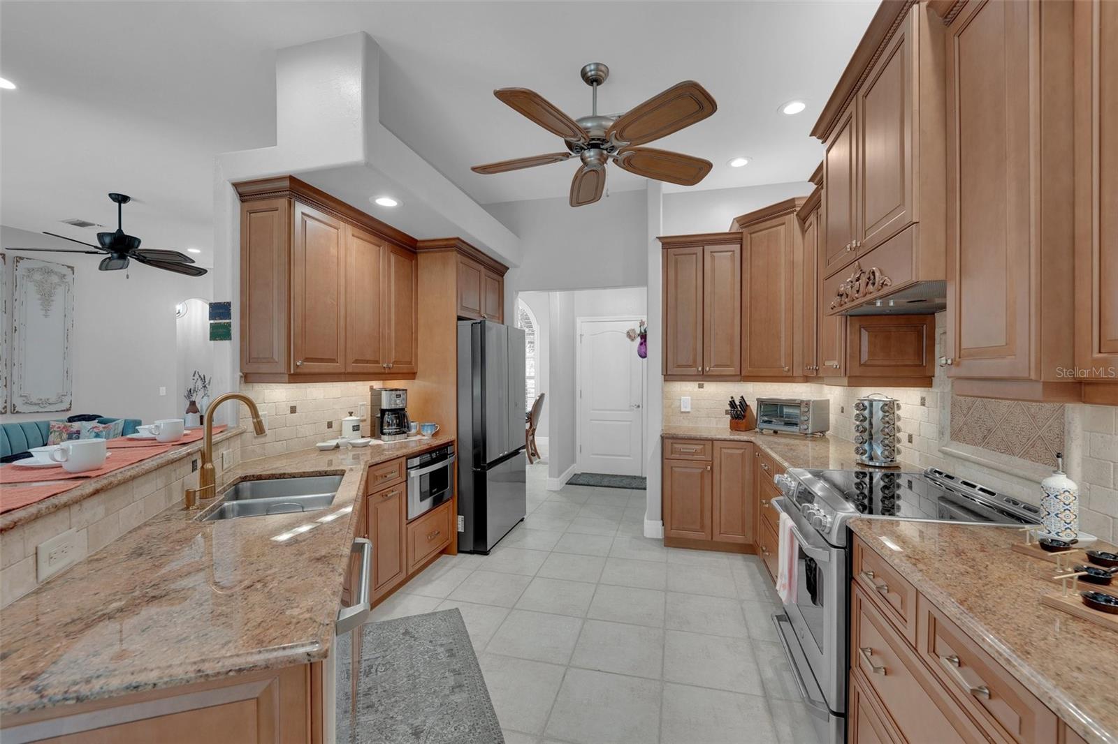 Image 12 of 57 For 2436 Deborah Drive