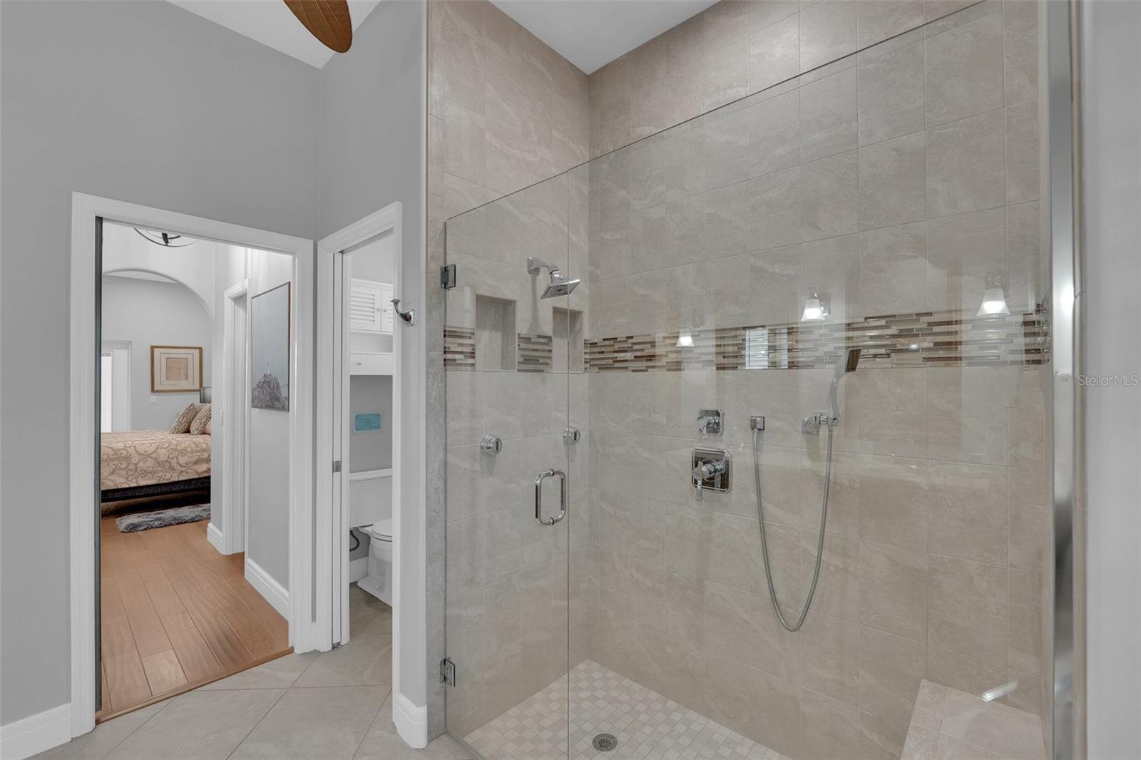 Image 24 of 57 For 2436 Deborah Drive