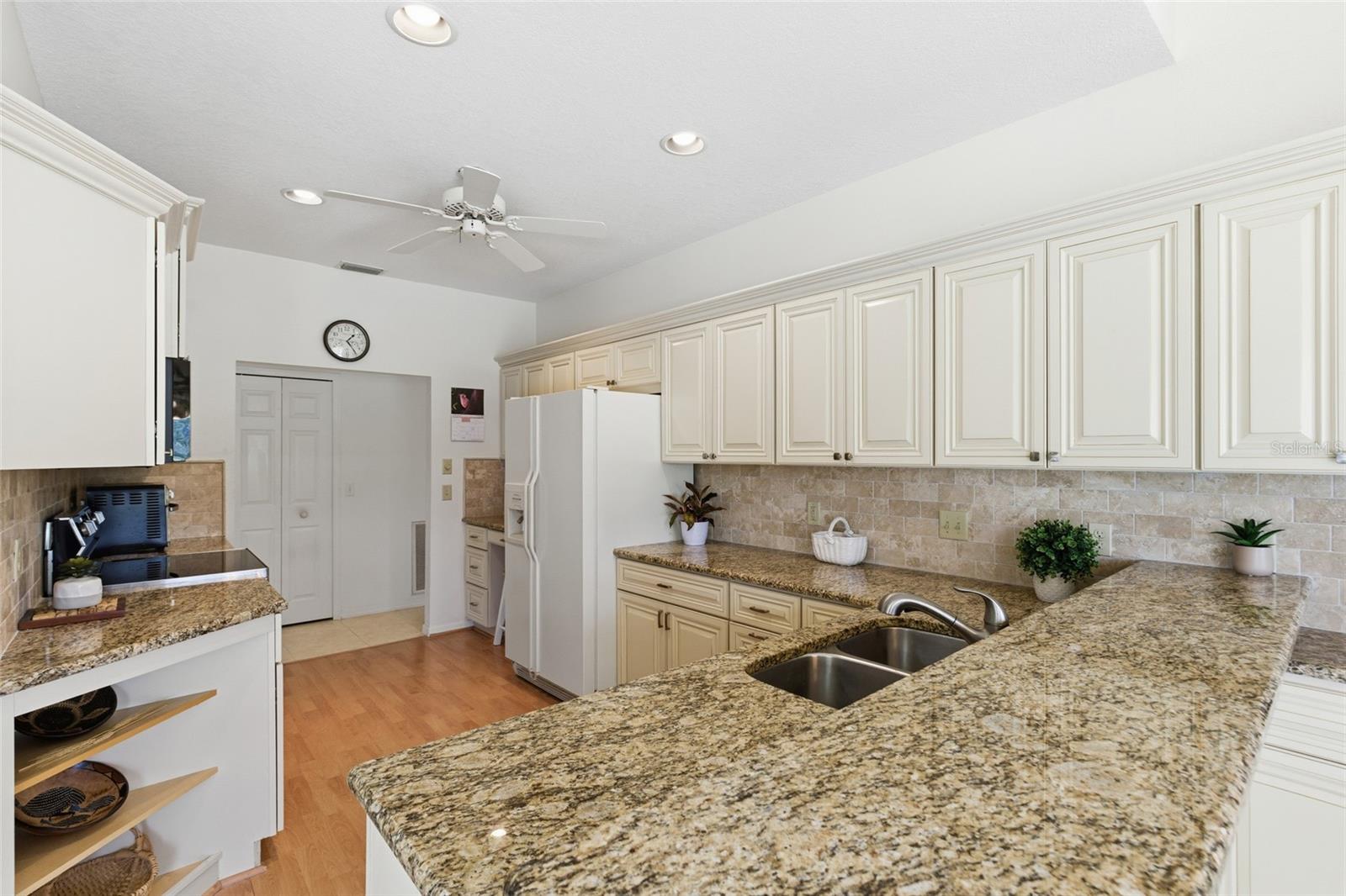 Image 14 of 78 For 4030 Key Largo Lane