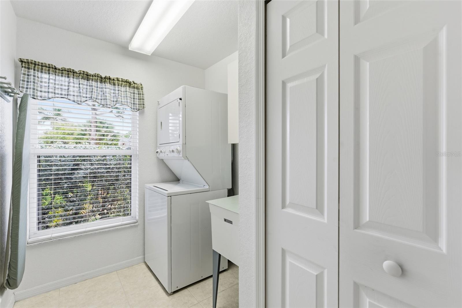 Image 35 of 78 For 4030 Key Largo Lane