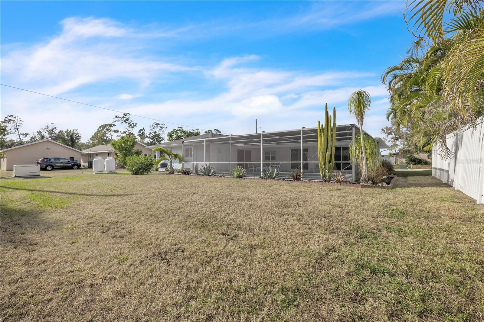 Image 61 of 64 For 973 Dobell Terrace Nw