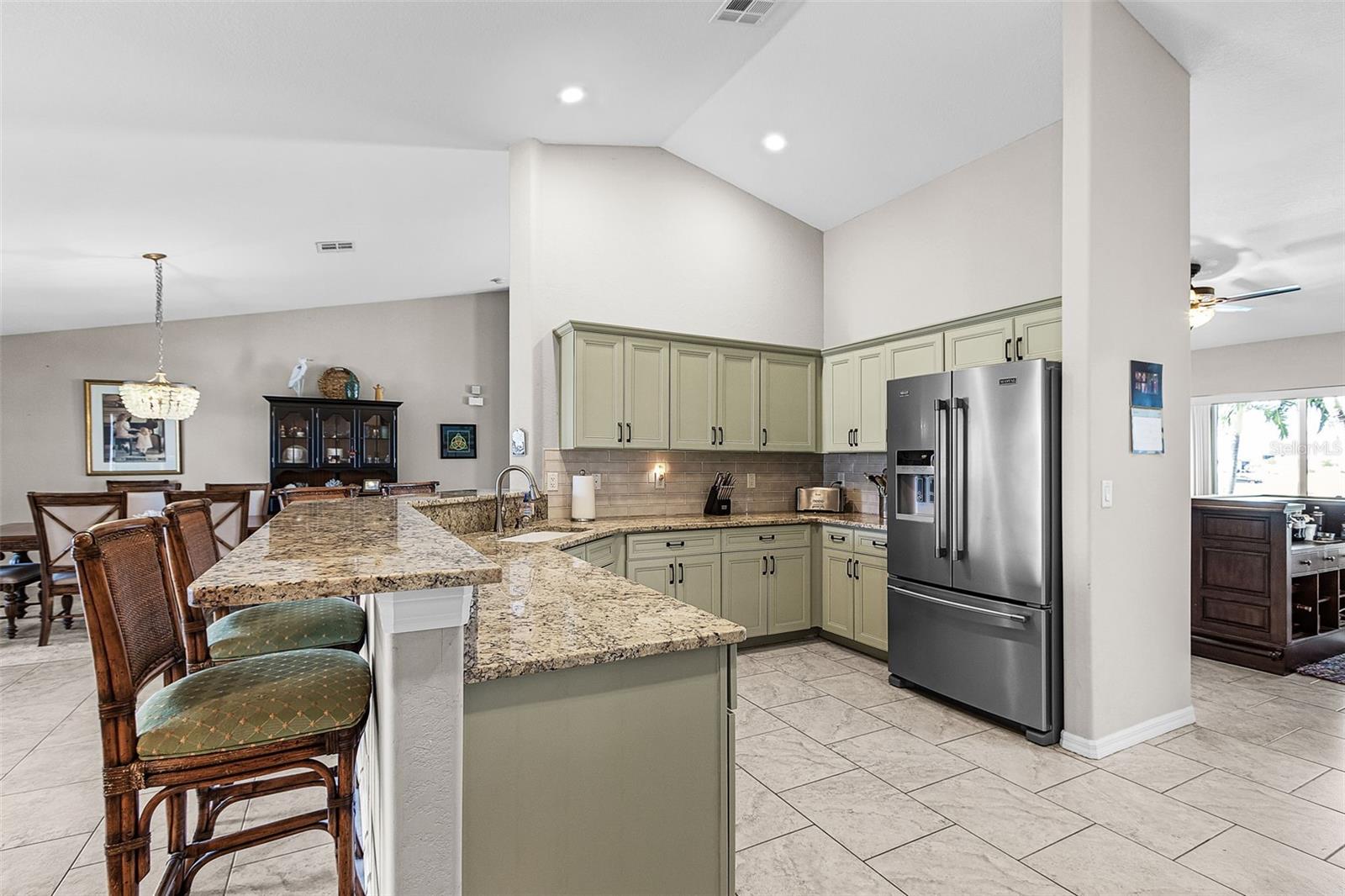 Image 12 of 46 For 2847 46th Place