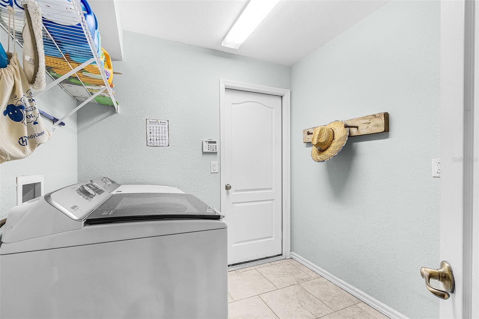 Image 16 of 46 For 2847 46th Place