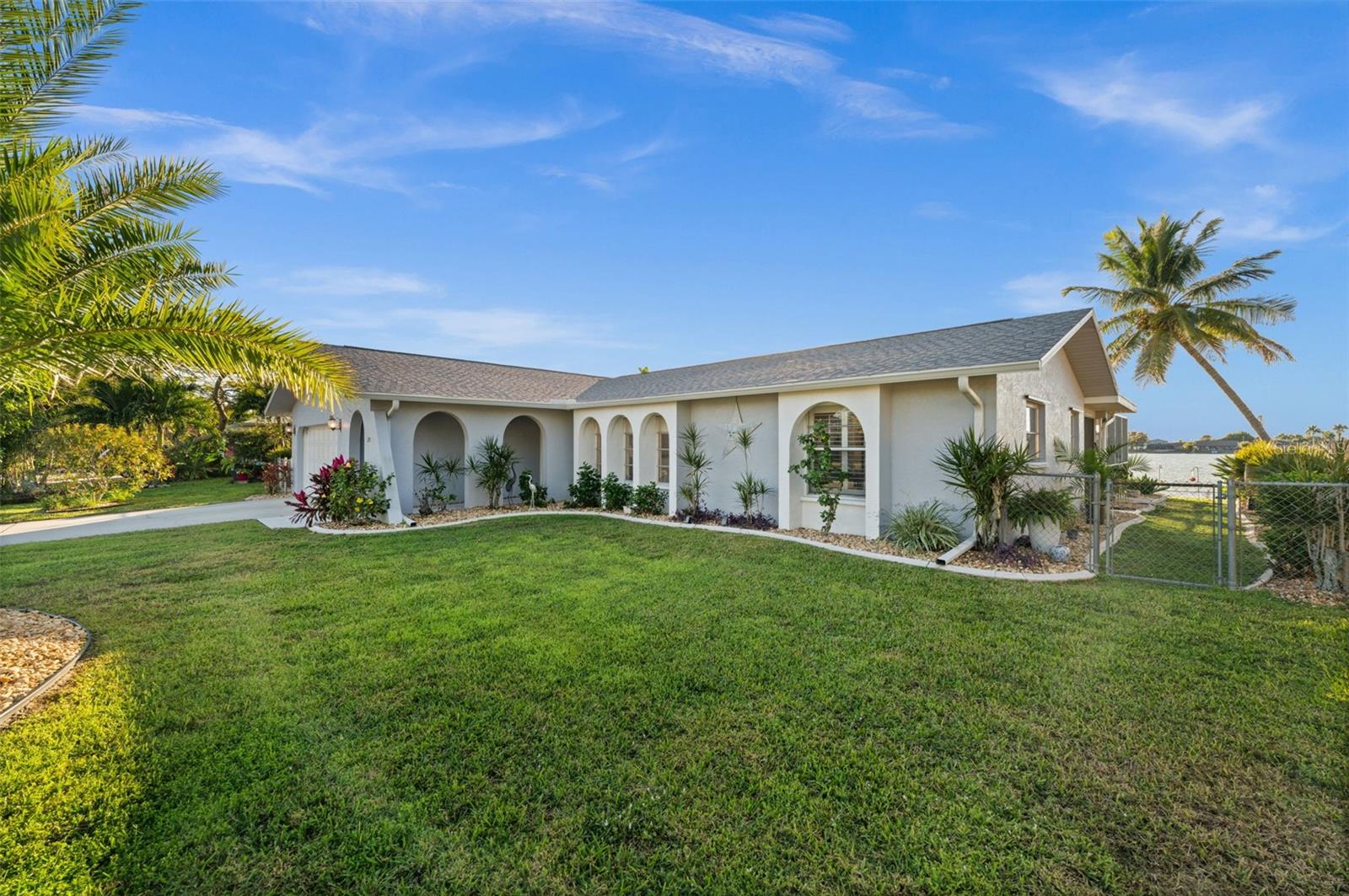 Image 2 of 42 For 240 20th Place