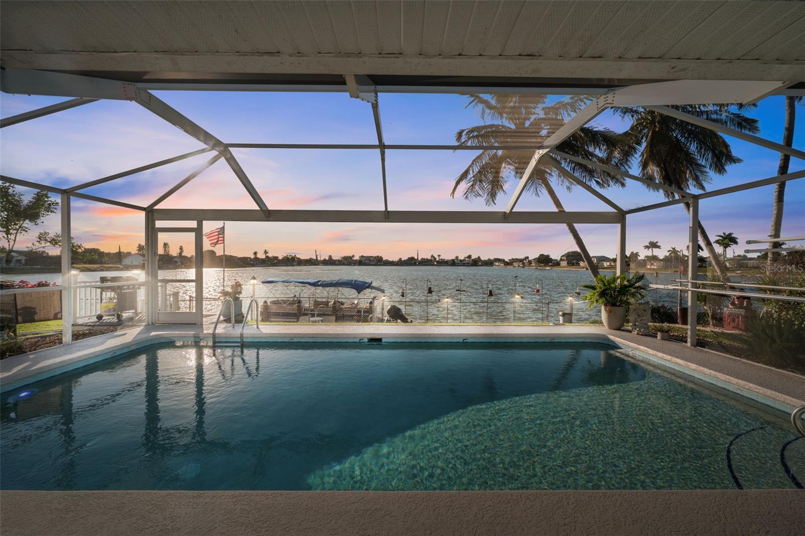 Image 27 of 42 For 240 20th Place