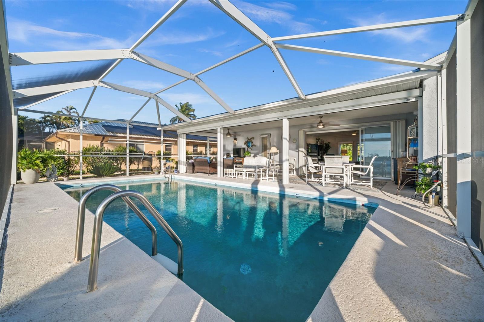 Image 29 of 42 For 240 20th Place