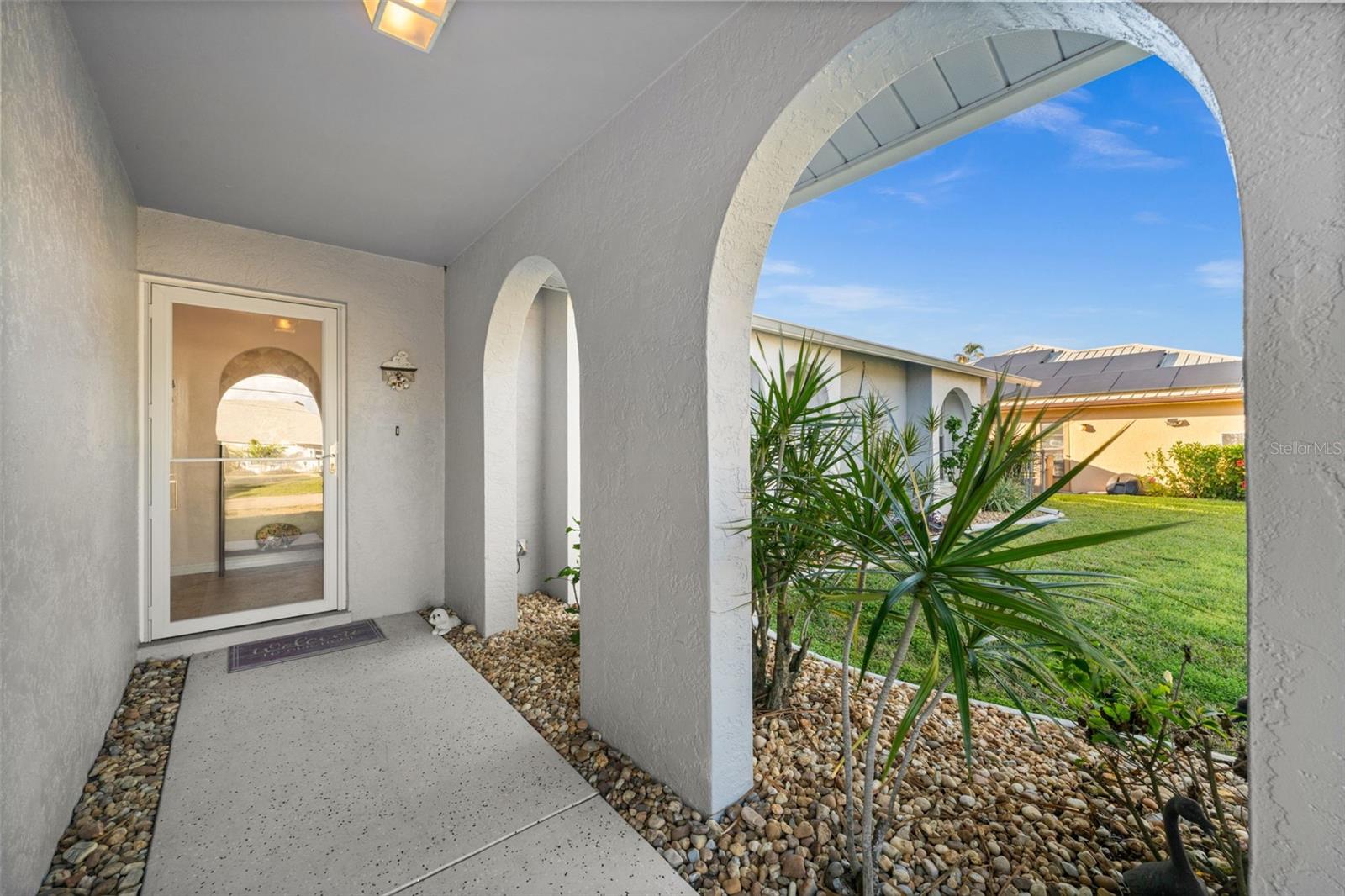 Image 4 of 42 For 240 20th Place