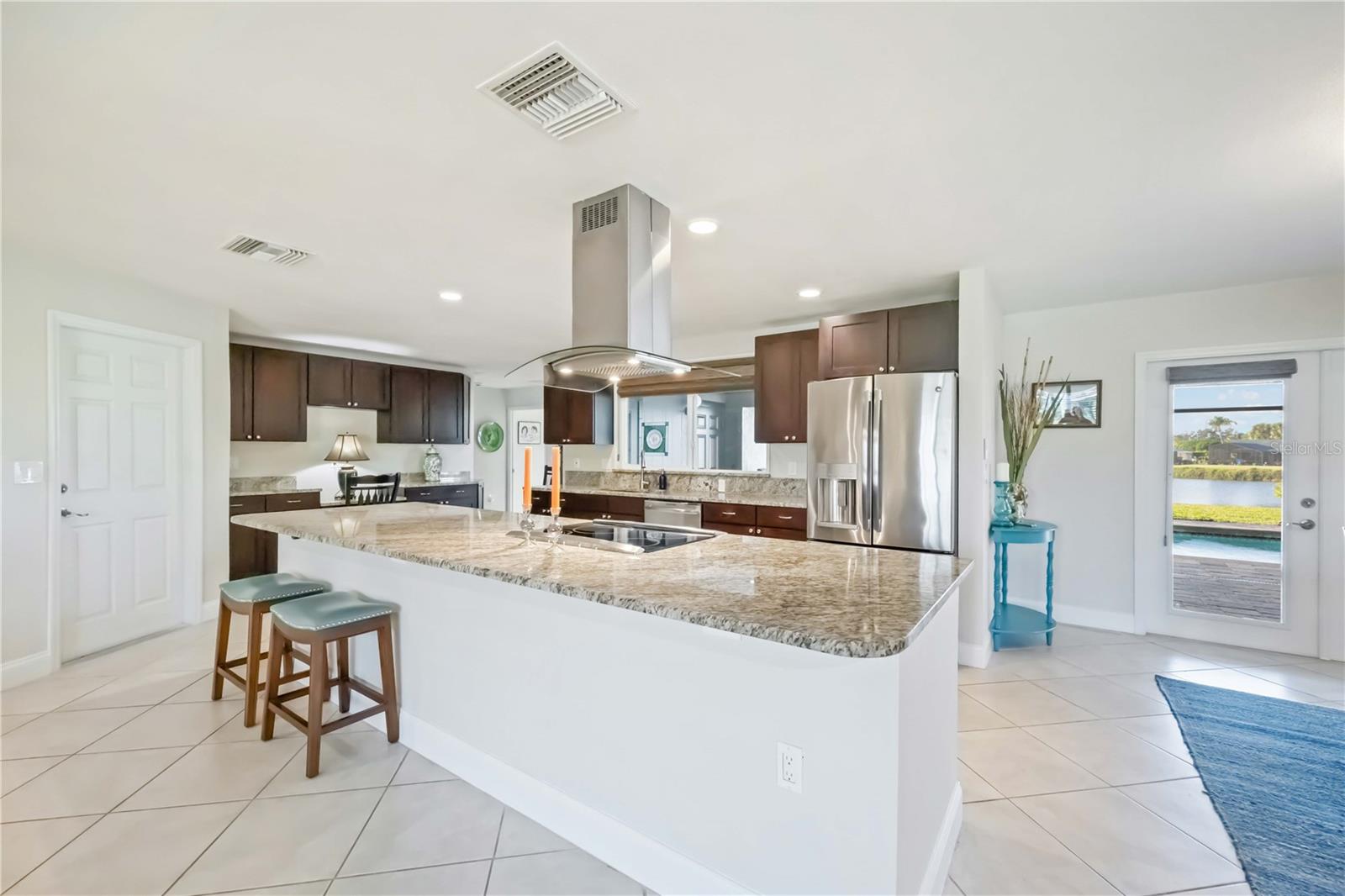 Image 15 of 46 For 1209 Waterside Lane