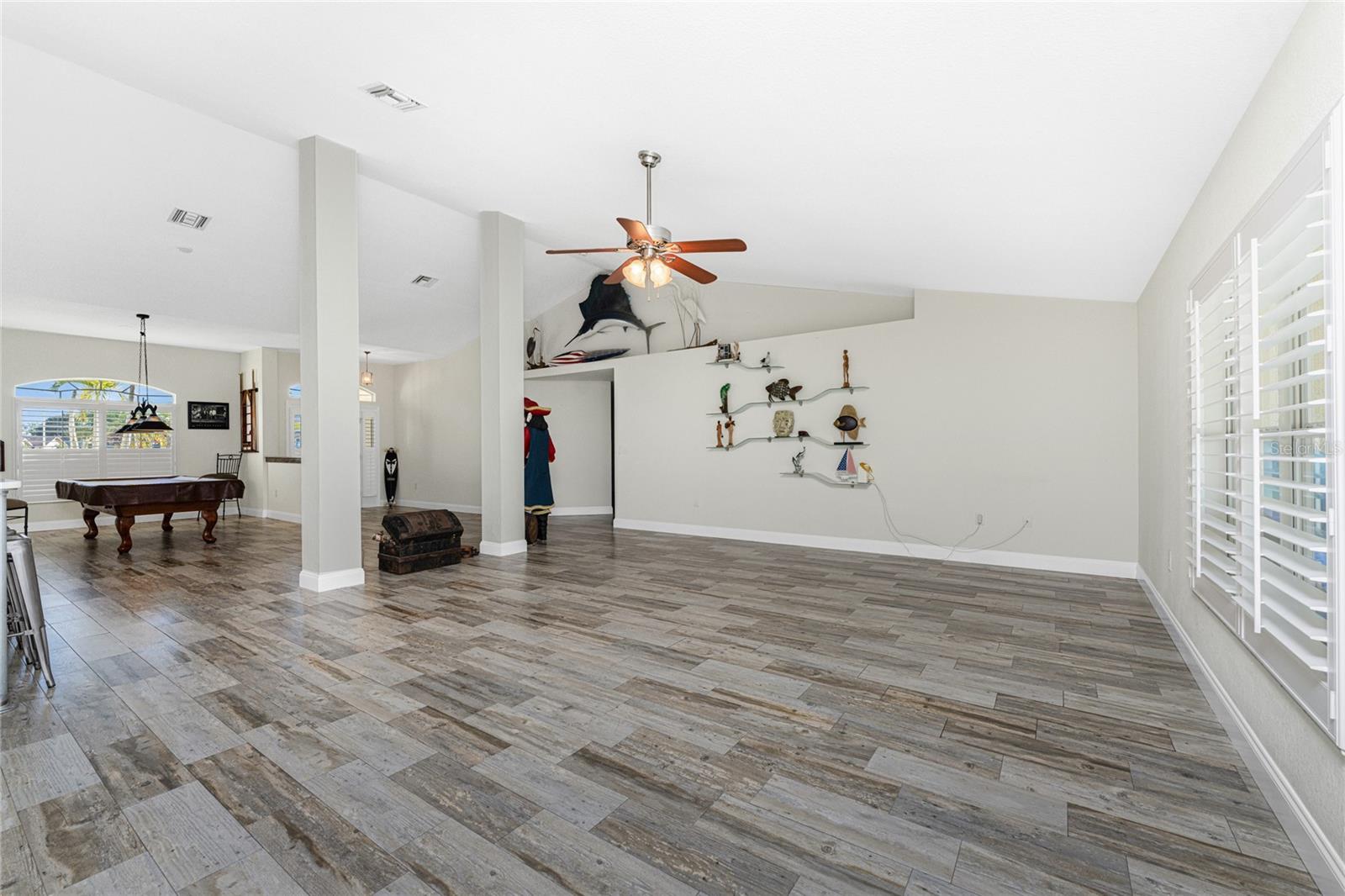 Image 14 of 75 For 17 Callao Street