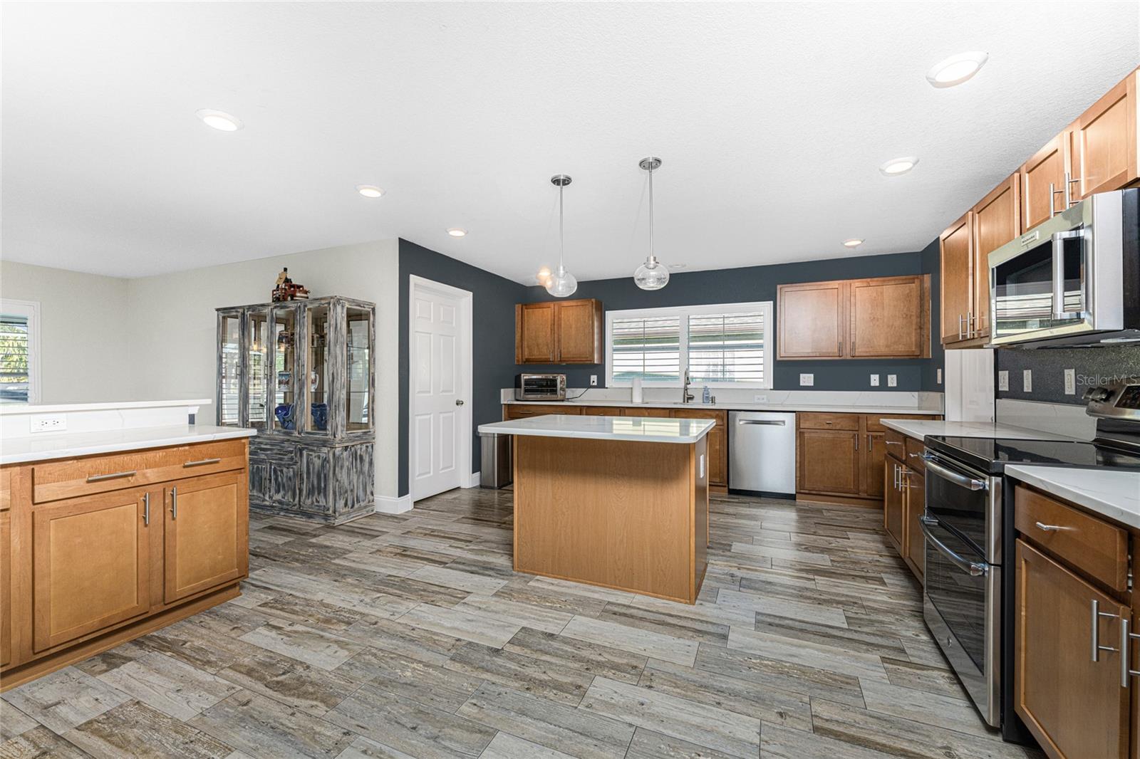 Image 19 of 75 For 17 Callao Street