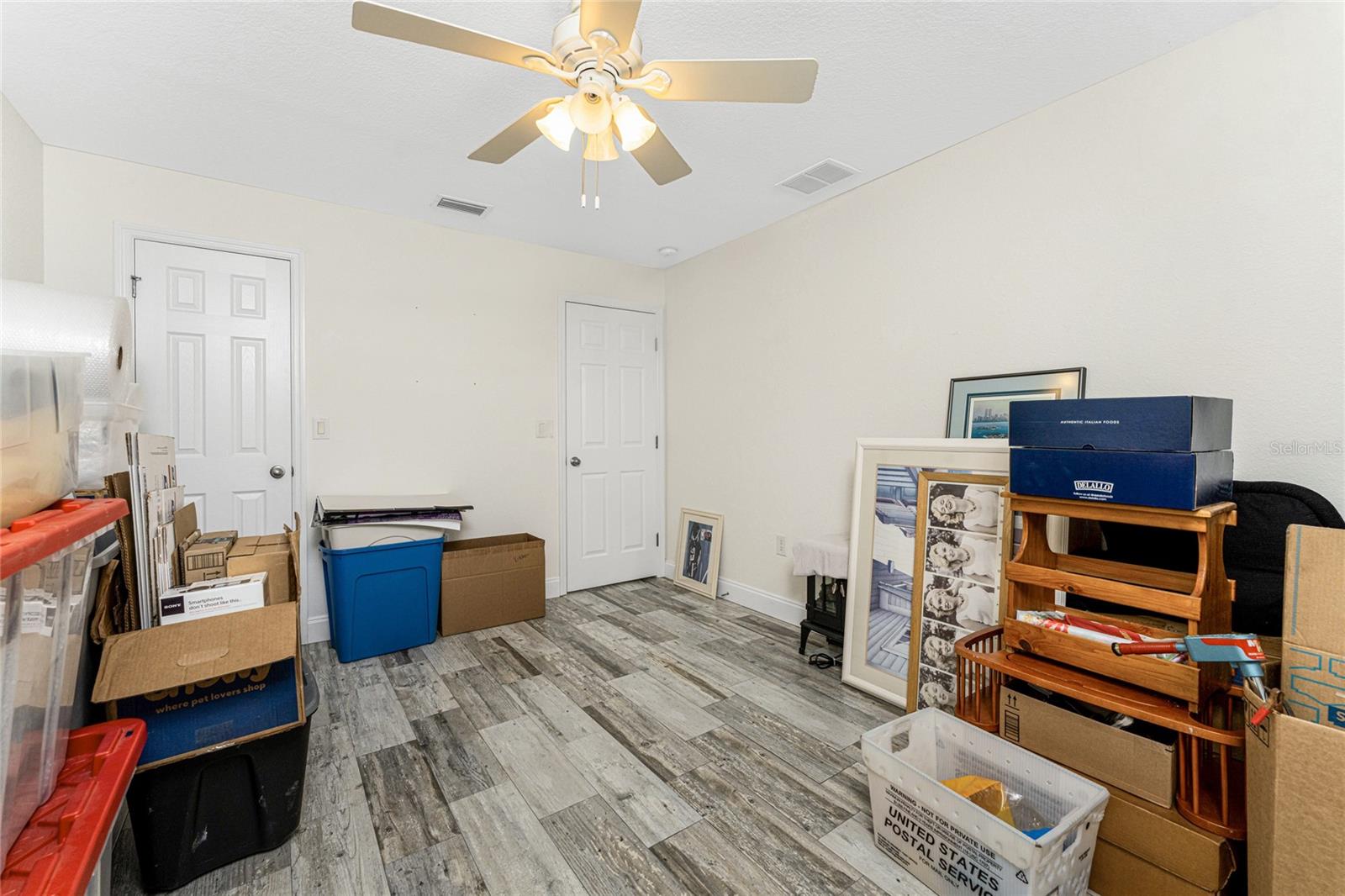 Image 29 of 75 For 17 Callao Street