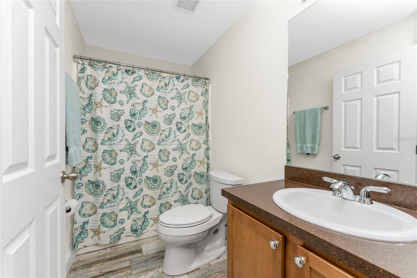 Image 30 of 75 For 17 Callao Street