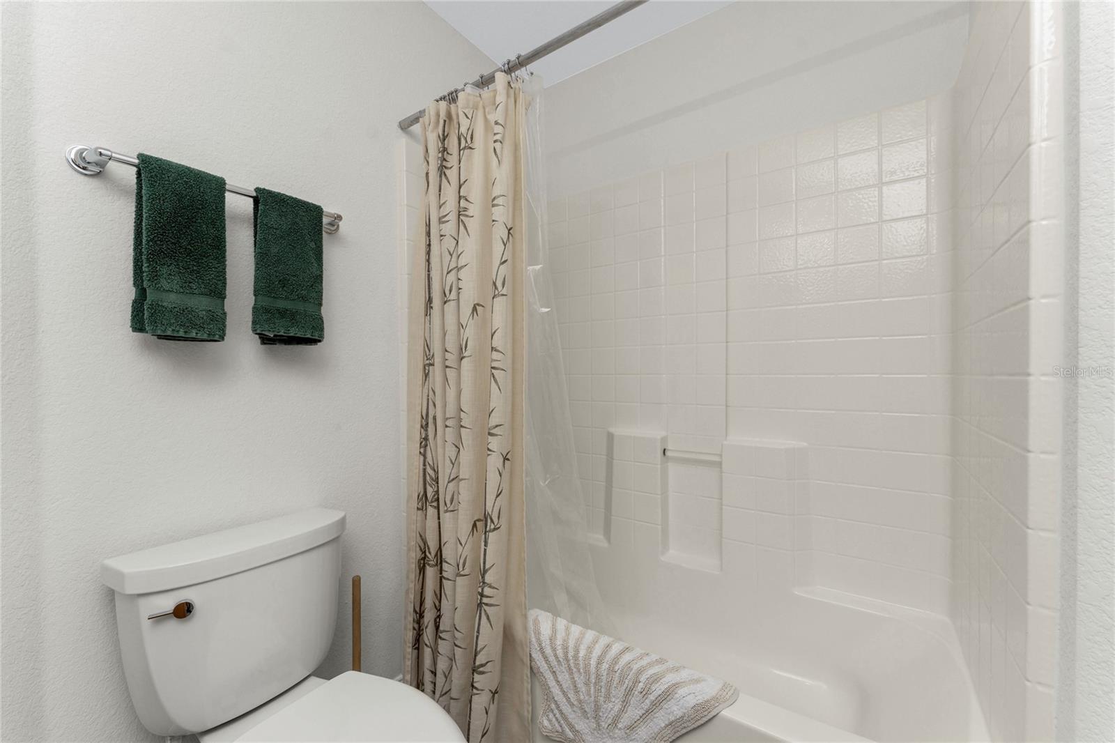 Image 37 of 75 For 17 Callao Street