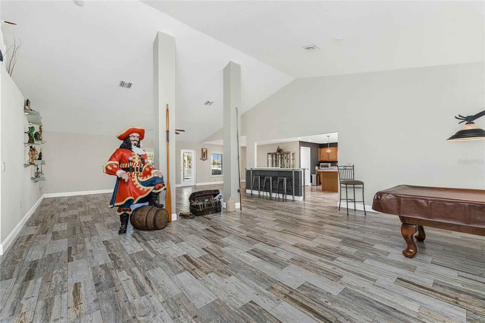 Image 5 of 75 For 17 Callao Street