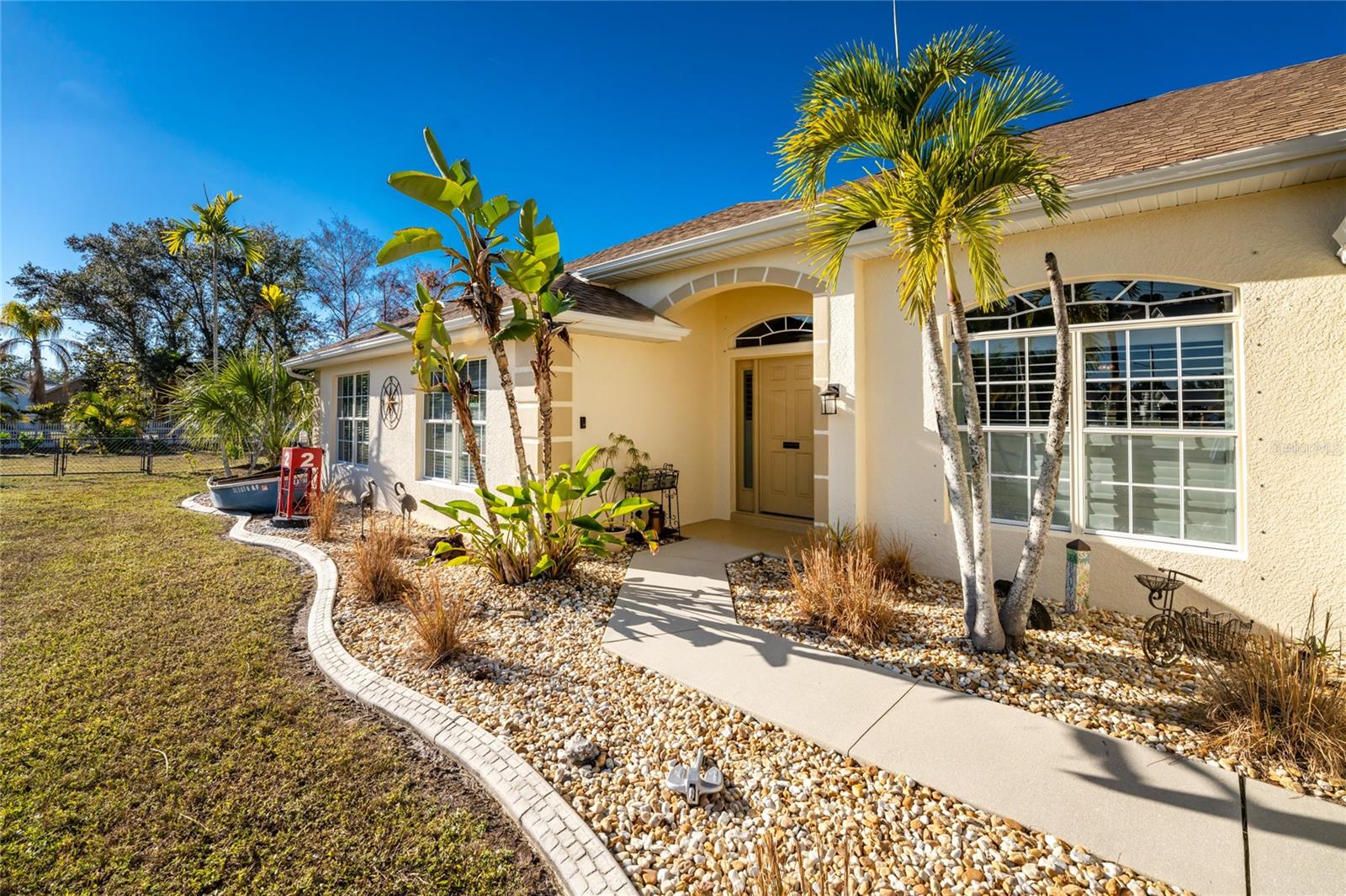 Image 62 of 75 For 17 Callao Street