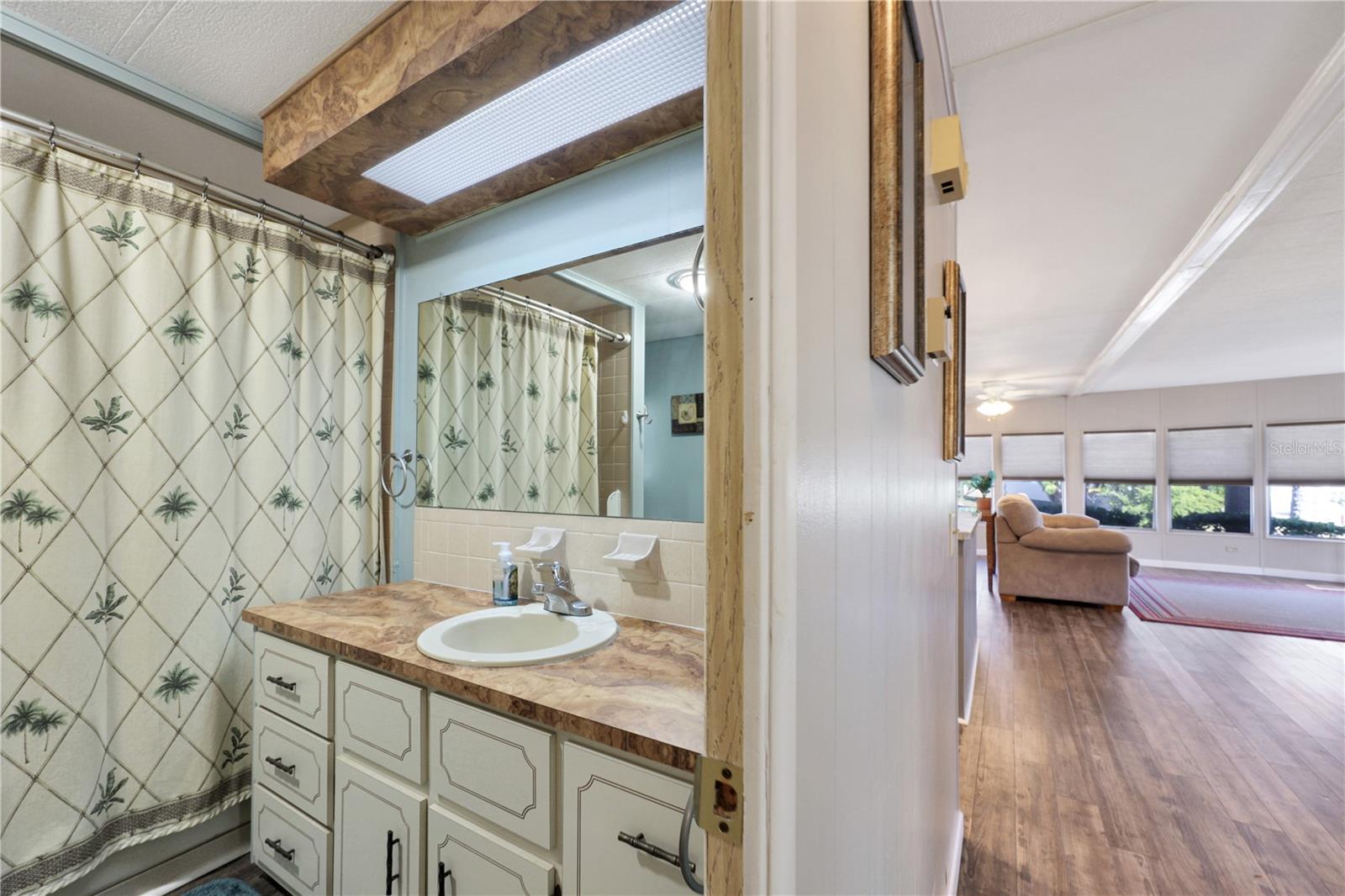 Image 20 of 94 For 2100 Kings Highway 465