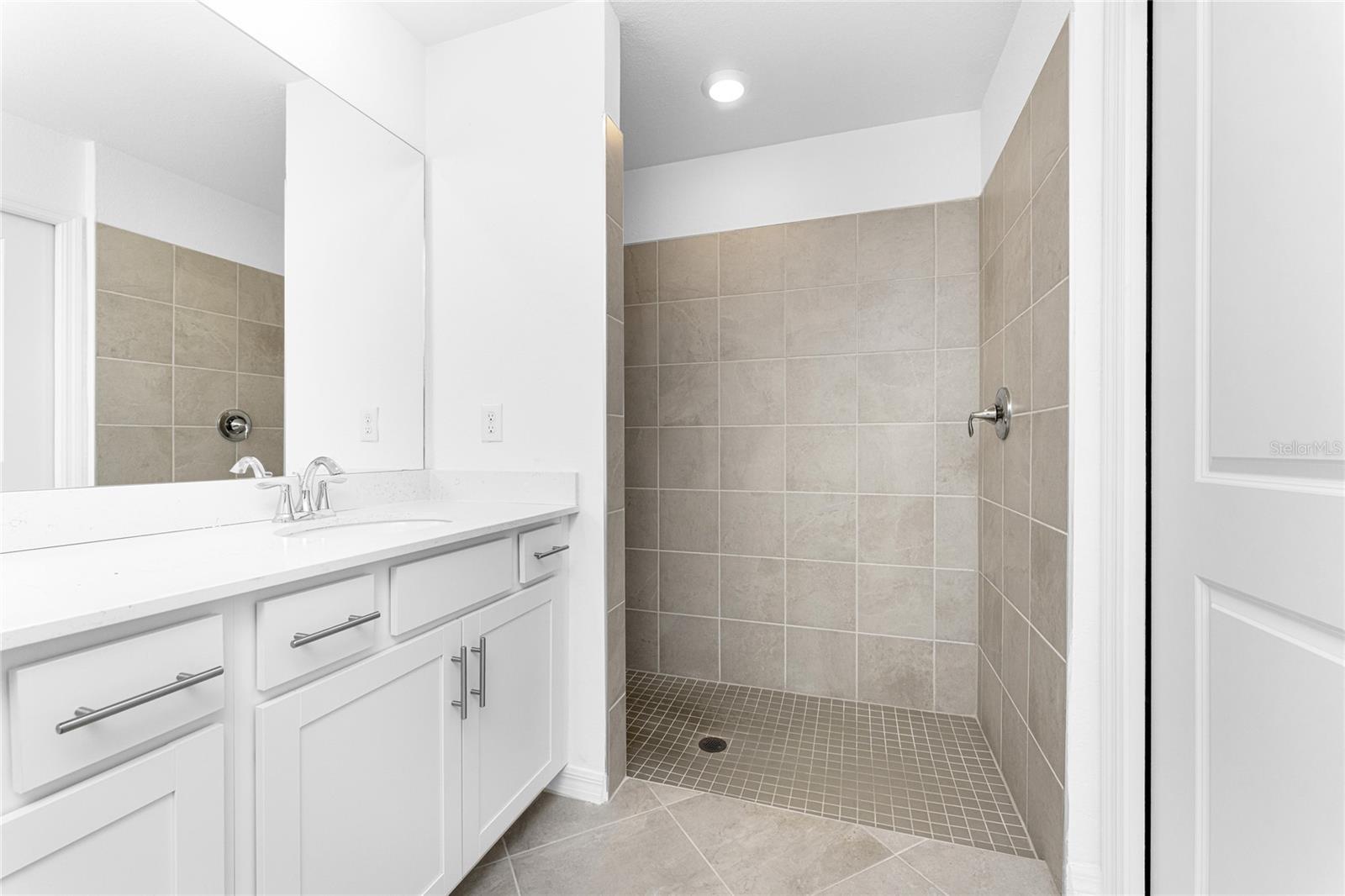 Image 19 of 29 For 12440 Wellen Golf Street 106