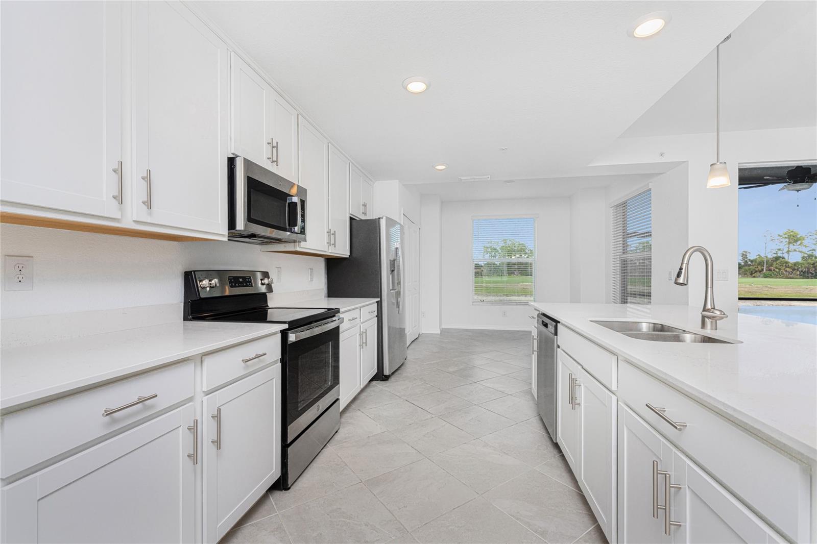 Image 8 of 29 For 12440 Wellen Golf Street 106