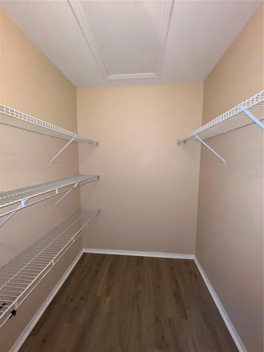 Image 24 of 30 For 3300 Loveland Boulevard 904