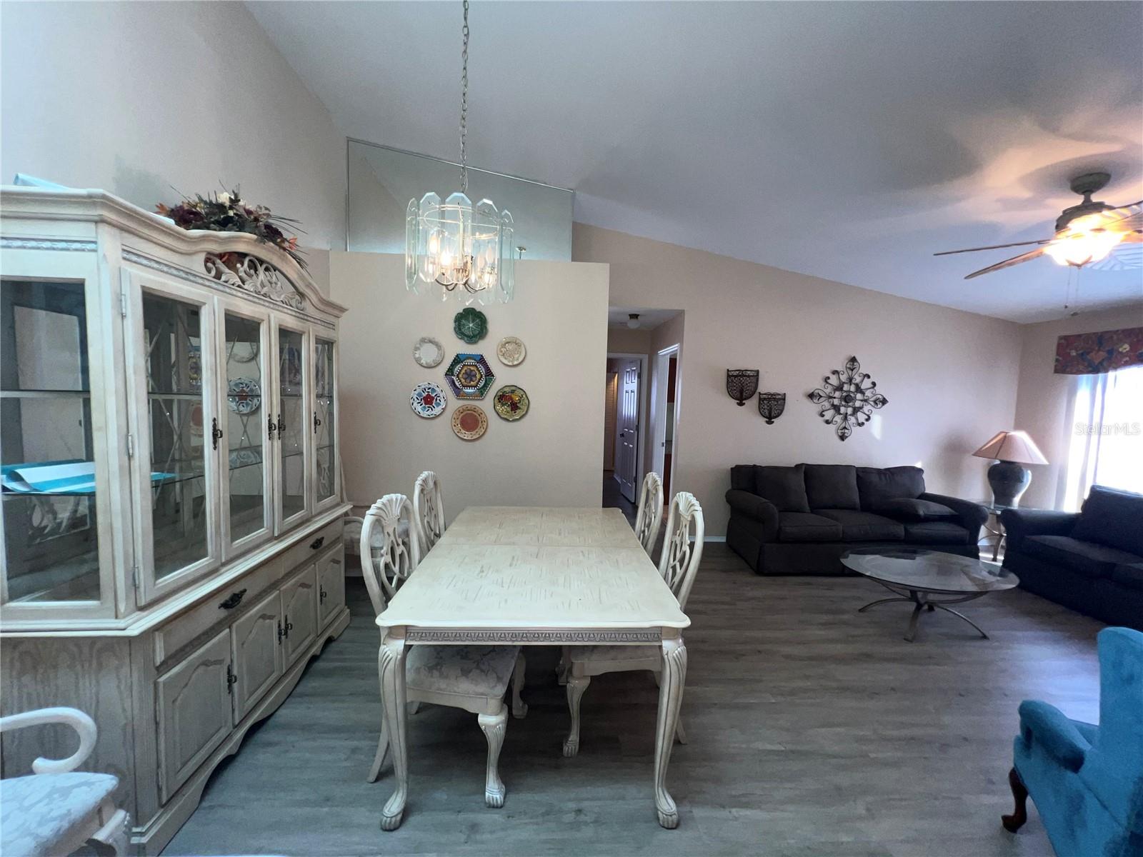 Image 8 of 30 For 3300 Loveland Boulevard 904