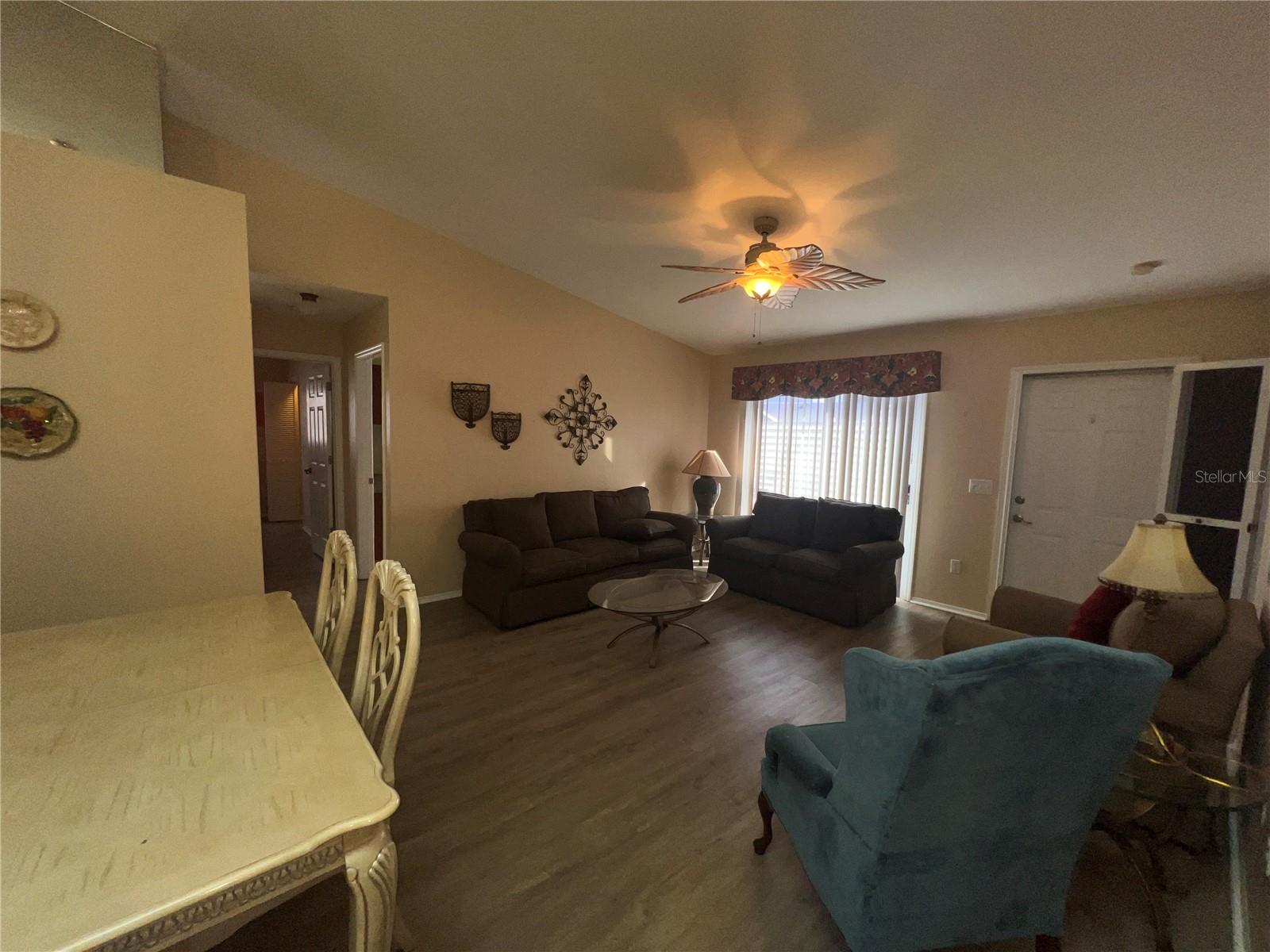 Image 9 of 30 For 3300 Loveland Boulevard 904