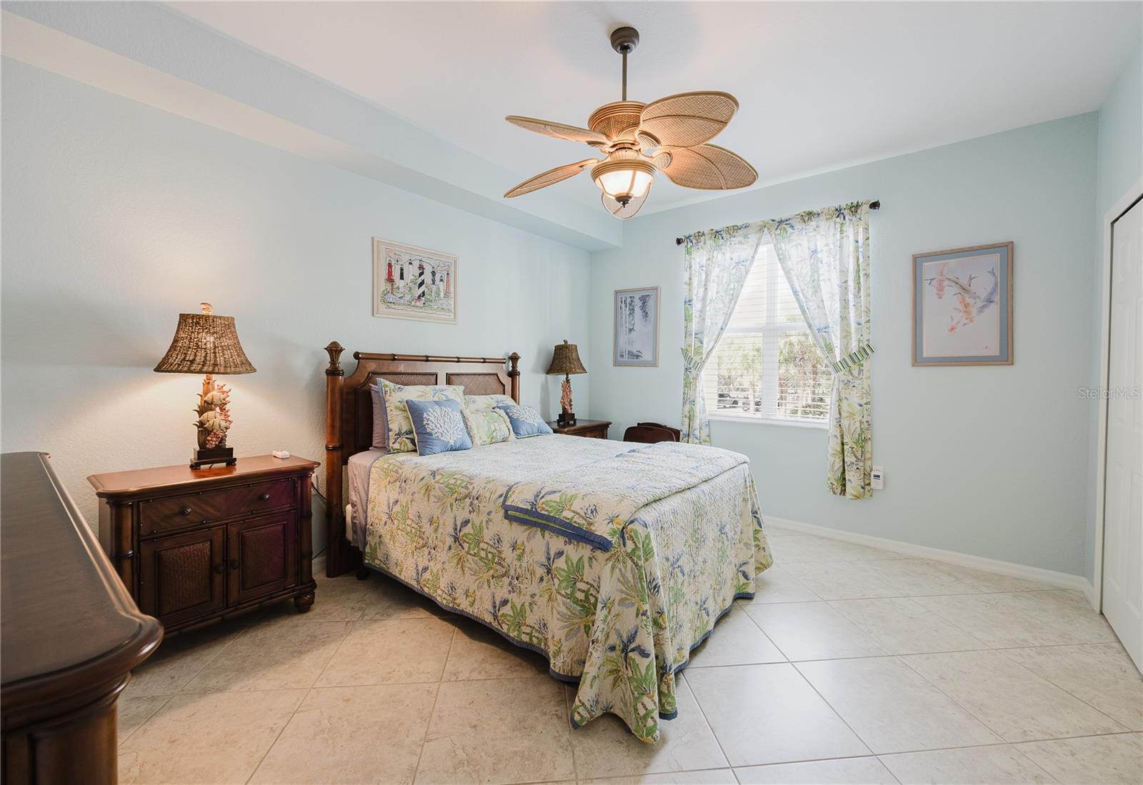 Image 28 of 60 For 255 West End Drive 2203