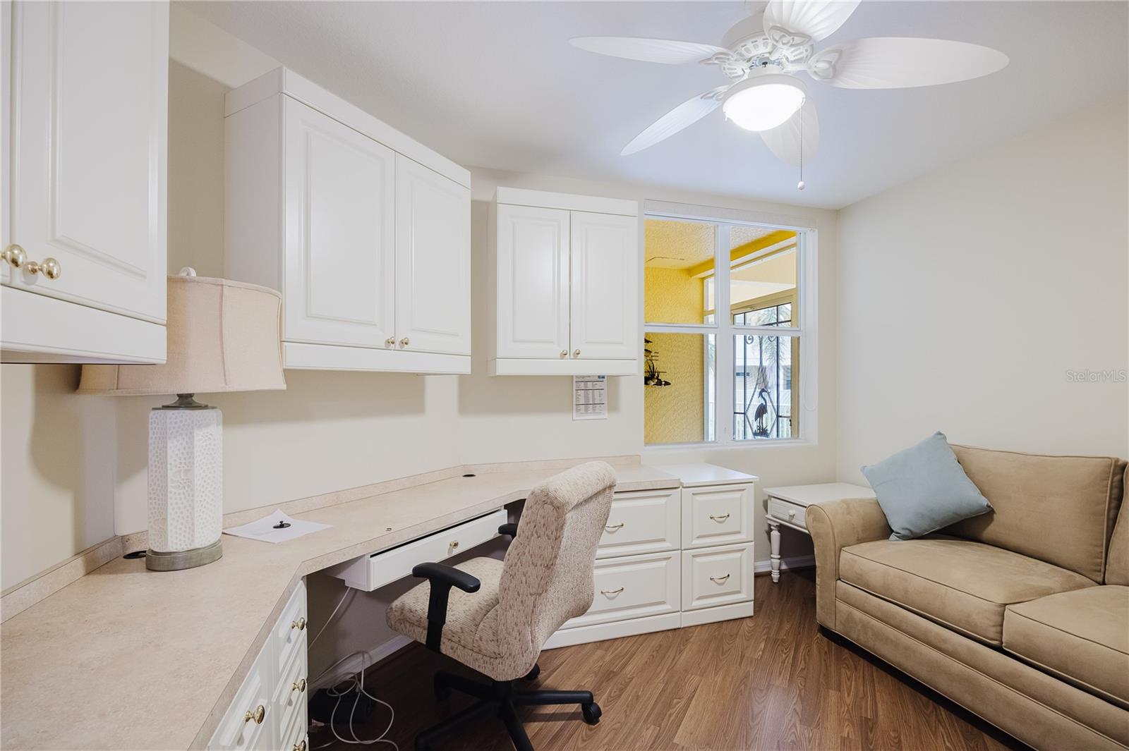 Image 31 of 60 For 255 West End Drive 2203