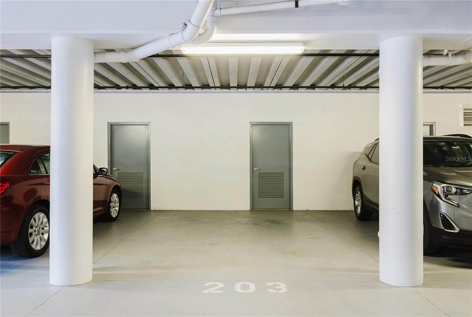 Image 37 of 60 For 255 West End Drive 2203