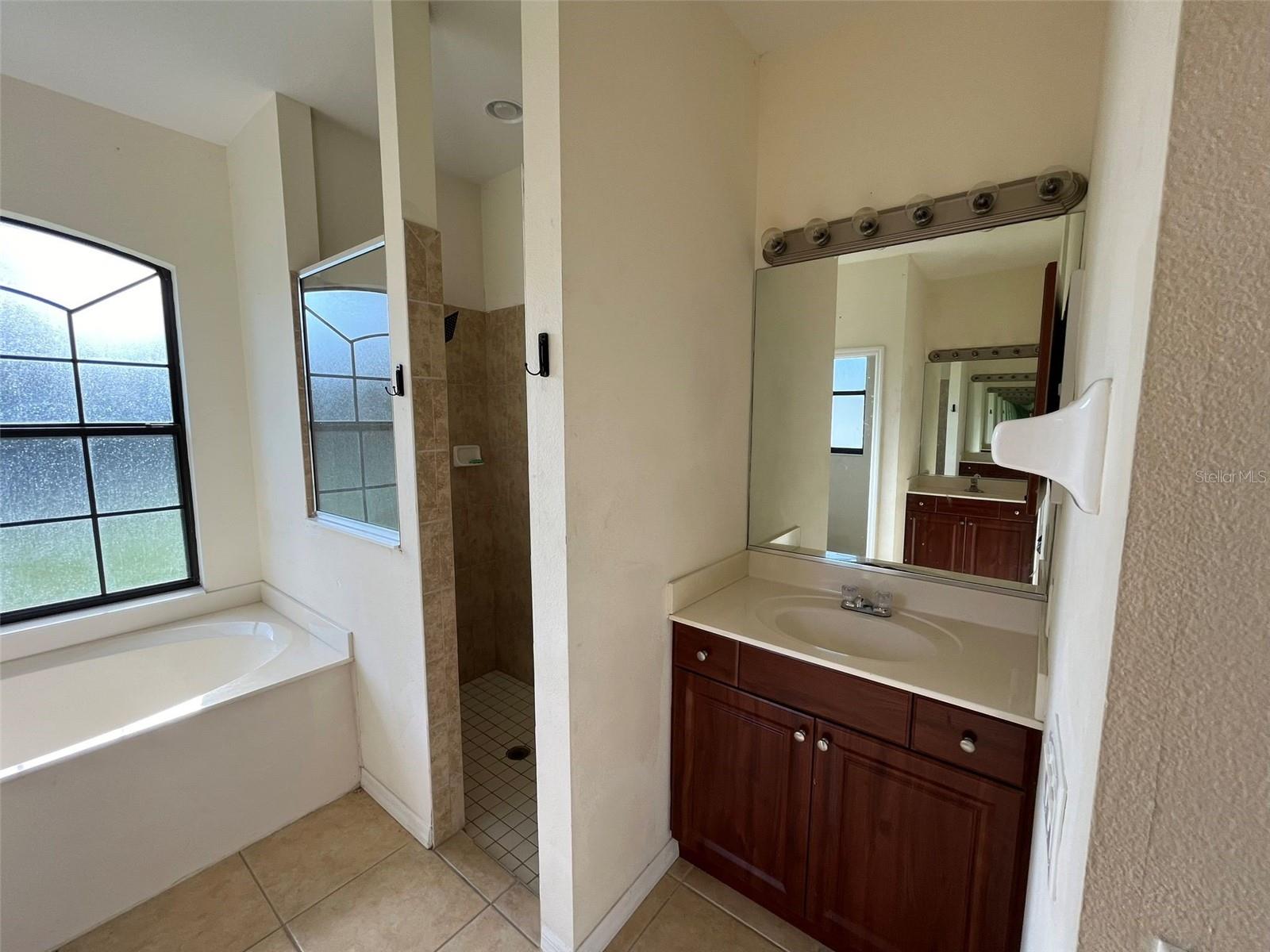 Image 9 of 14 For 5151 Dakota Terrace