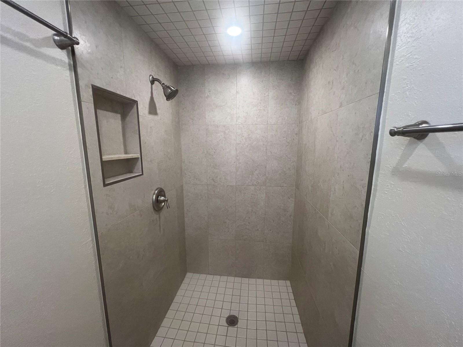 Image 14 of 28 For 21283 Hepner Avenue