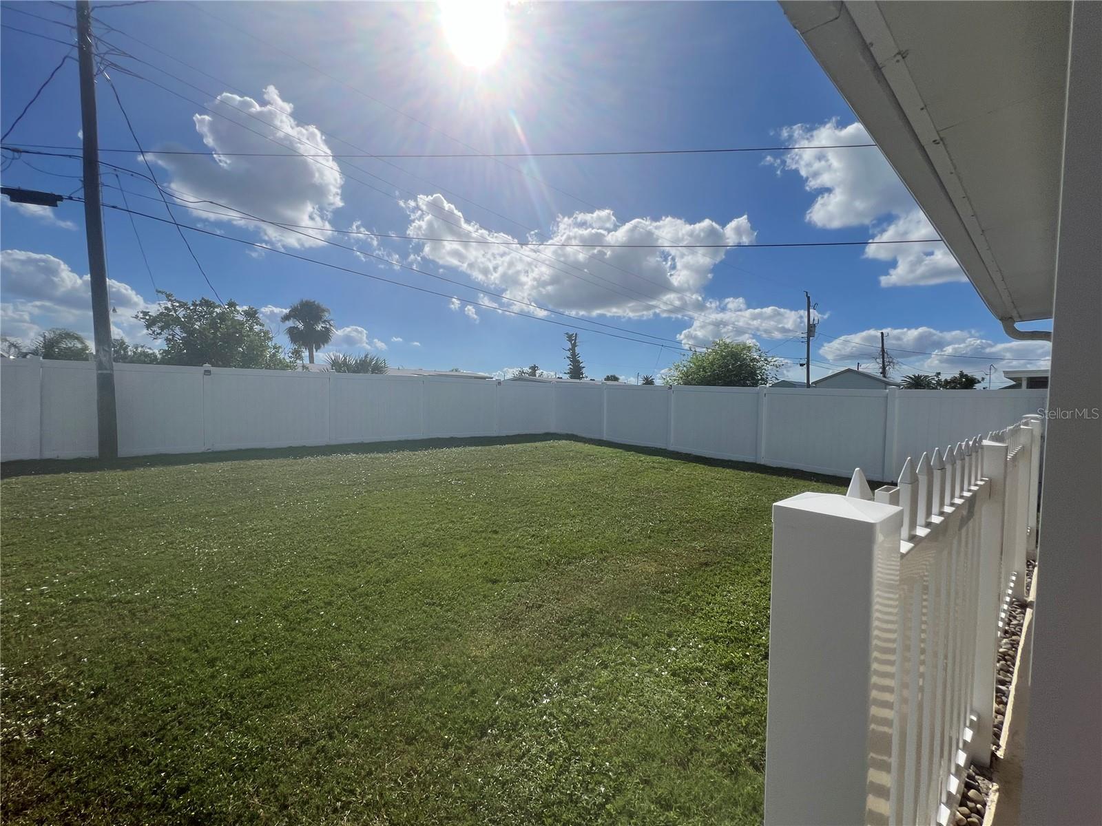 Image 27 of 28 For 21283 Hepner Avenue