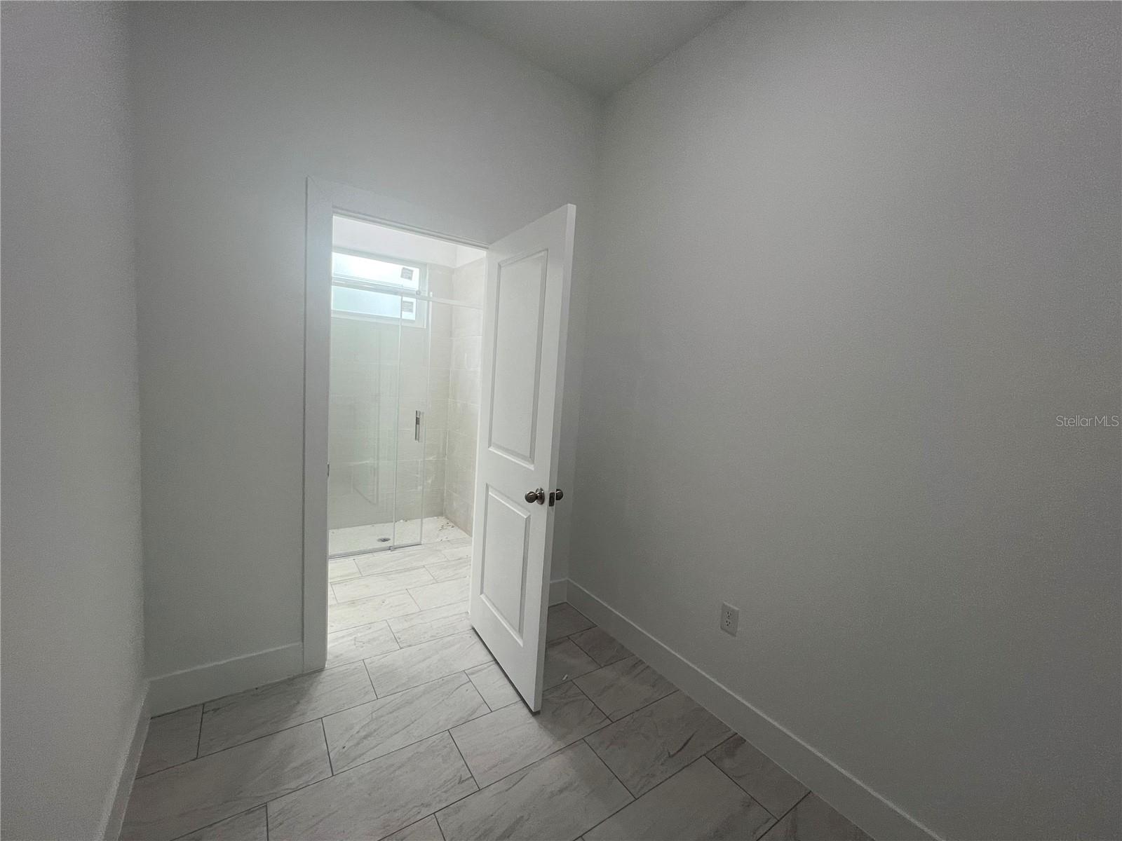 Image 25 of 34 For 17 Beam Court