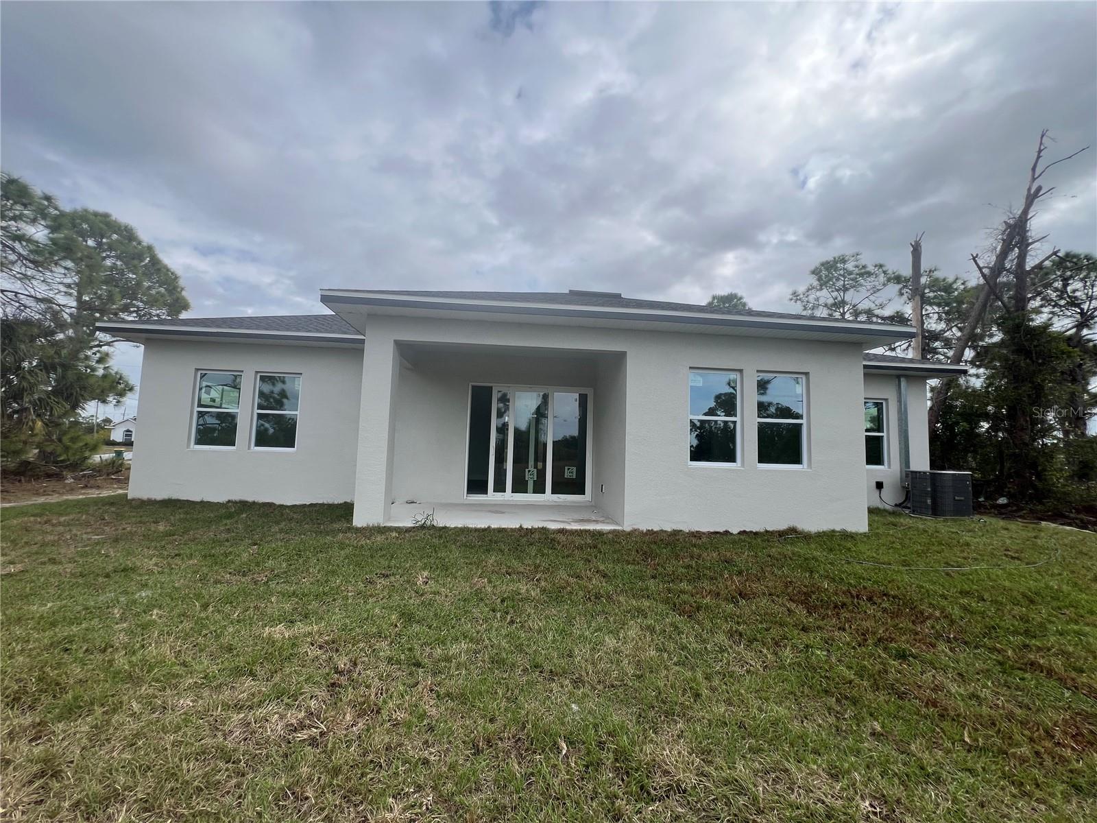 Image 33 of 34 For 17 Beam Court