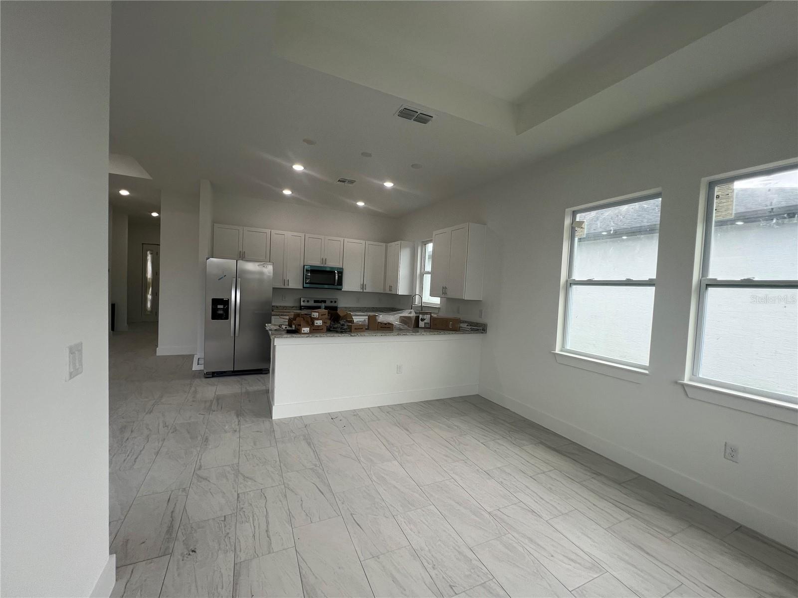 Image 6 of 28 For 187 Sesame Road E