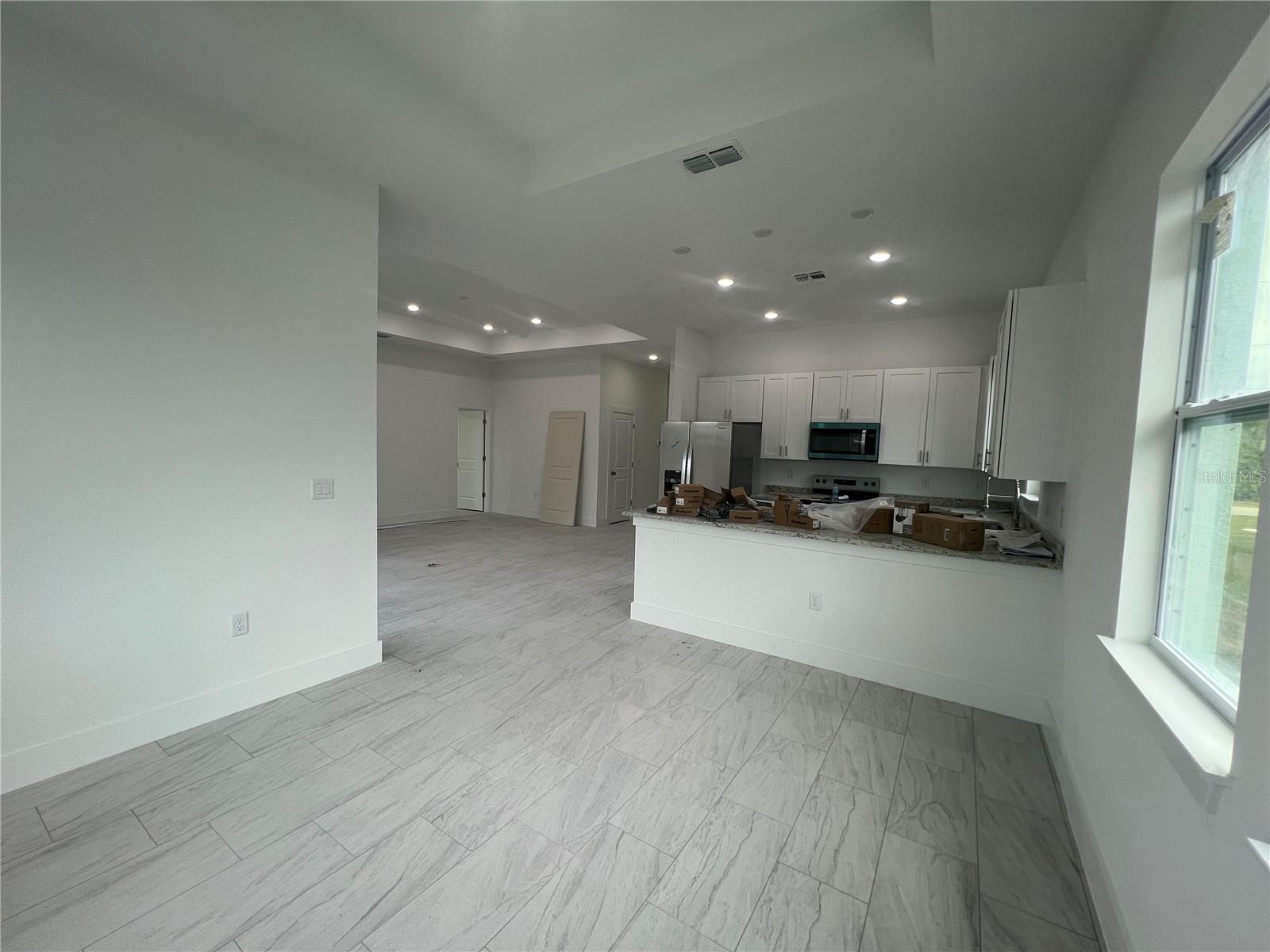 Image 7 of 28 For 187 Sesame Road E