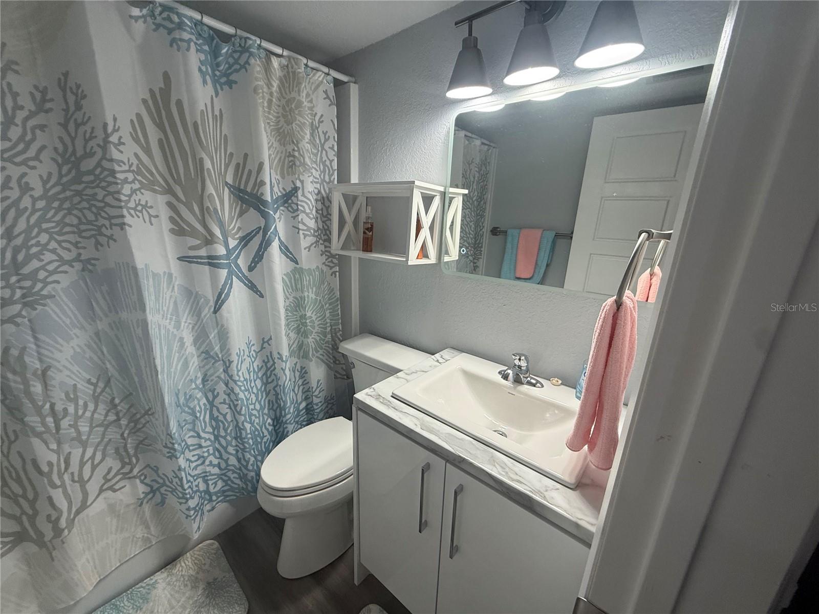 Image 18 of 30 For 4158 Tamiami Trail U1