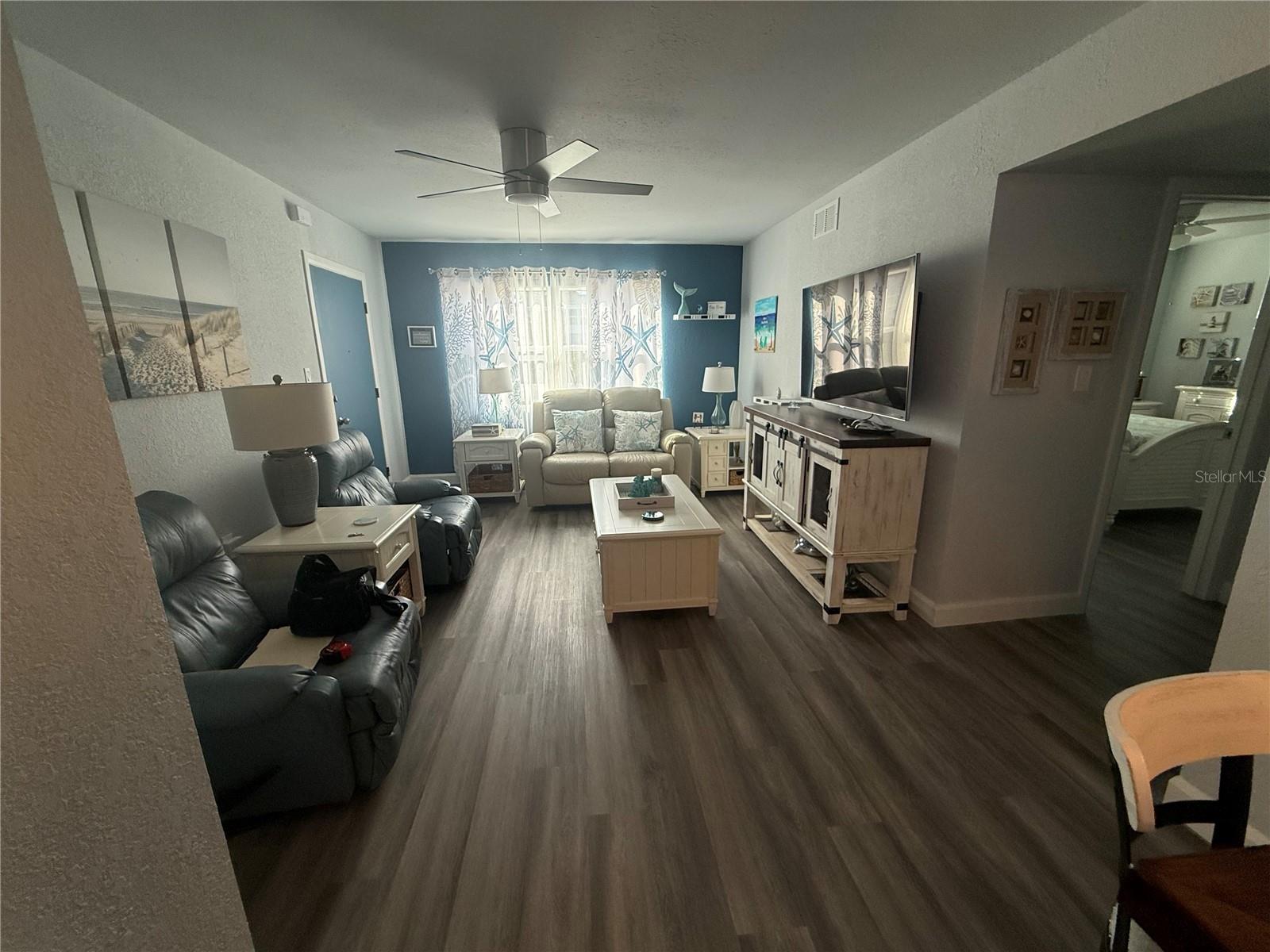 Image 2 of 30 For 4158 Tamiami Trail U1