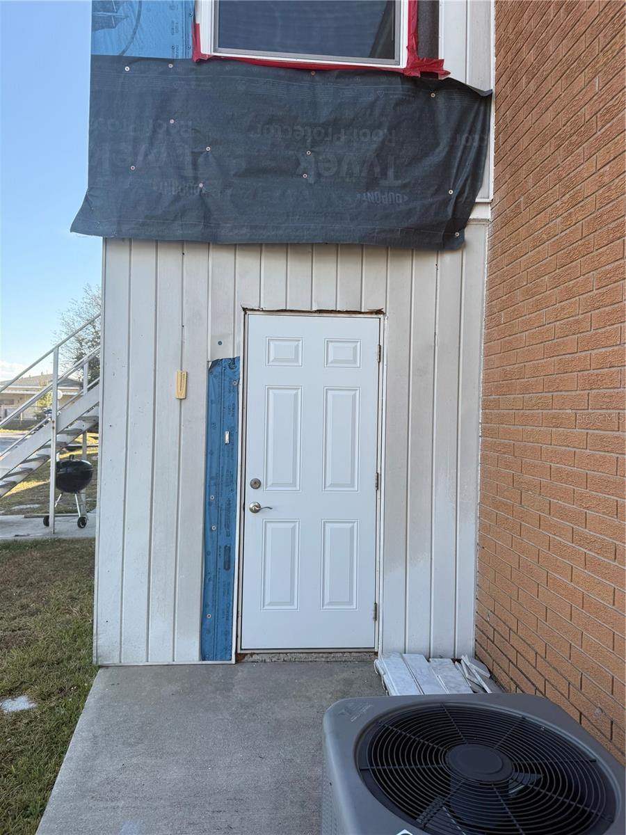 Image 23 of 30 For 4158 Tamiami Trail U1