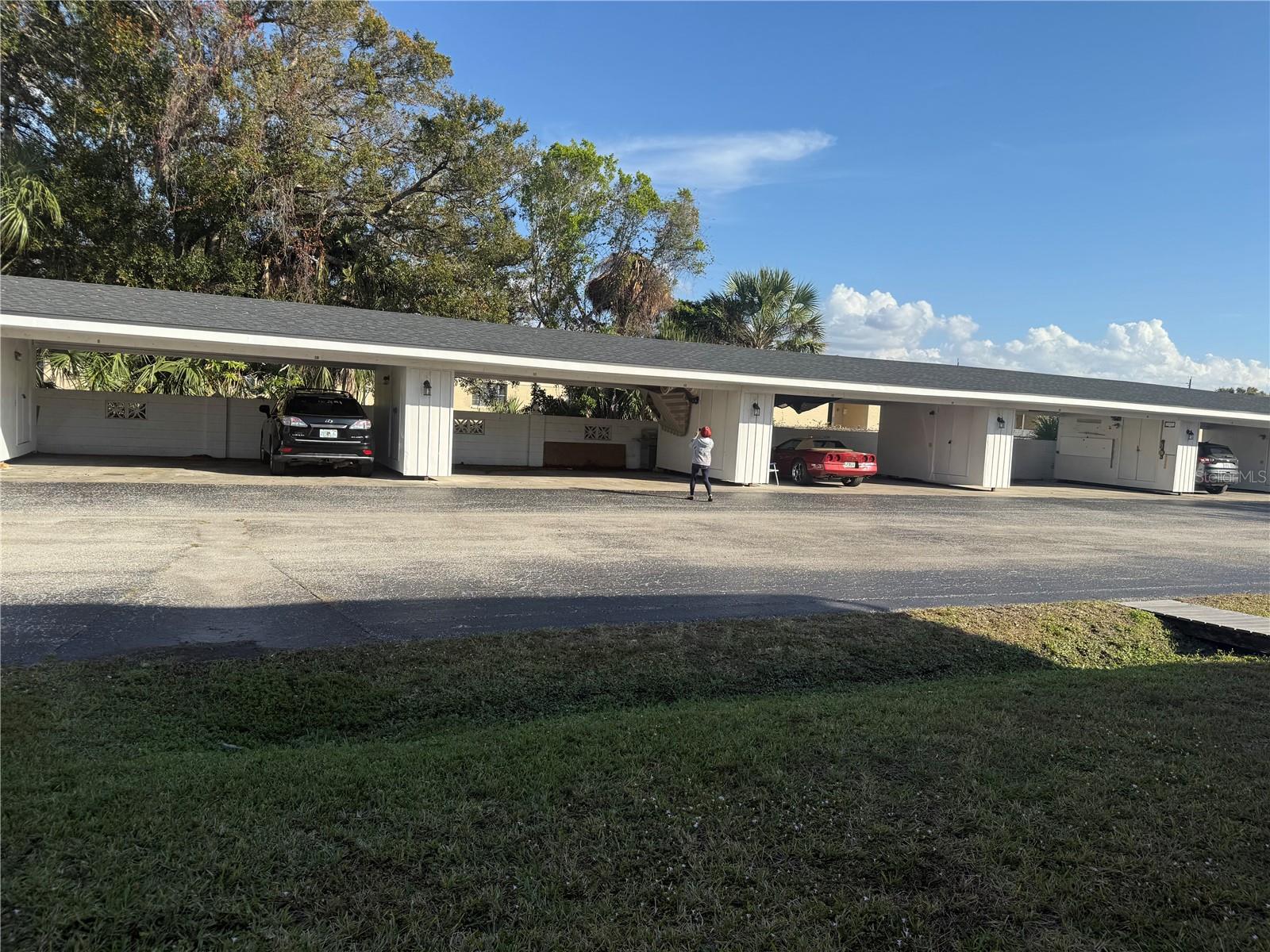 Image 24 of 30 For 4158 Tamiami Trail U1