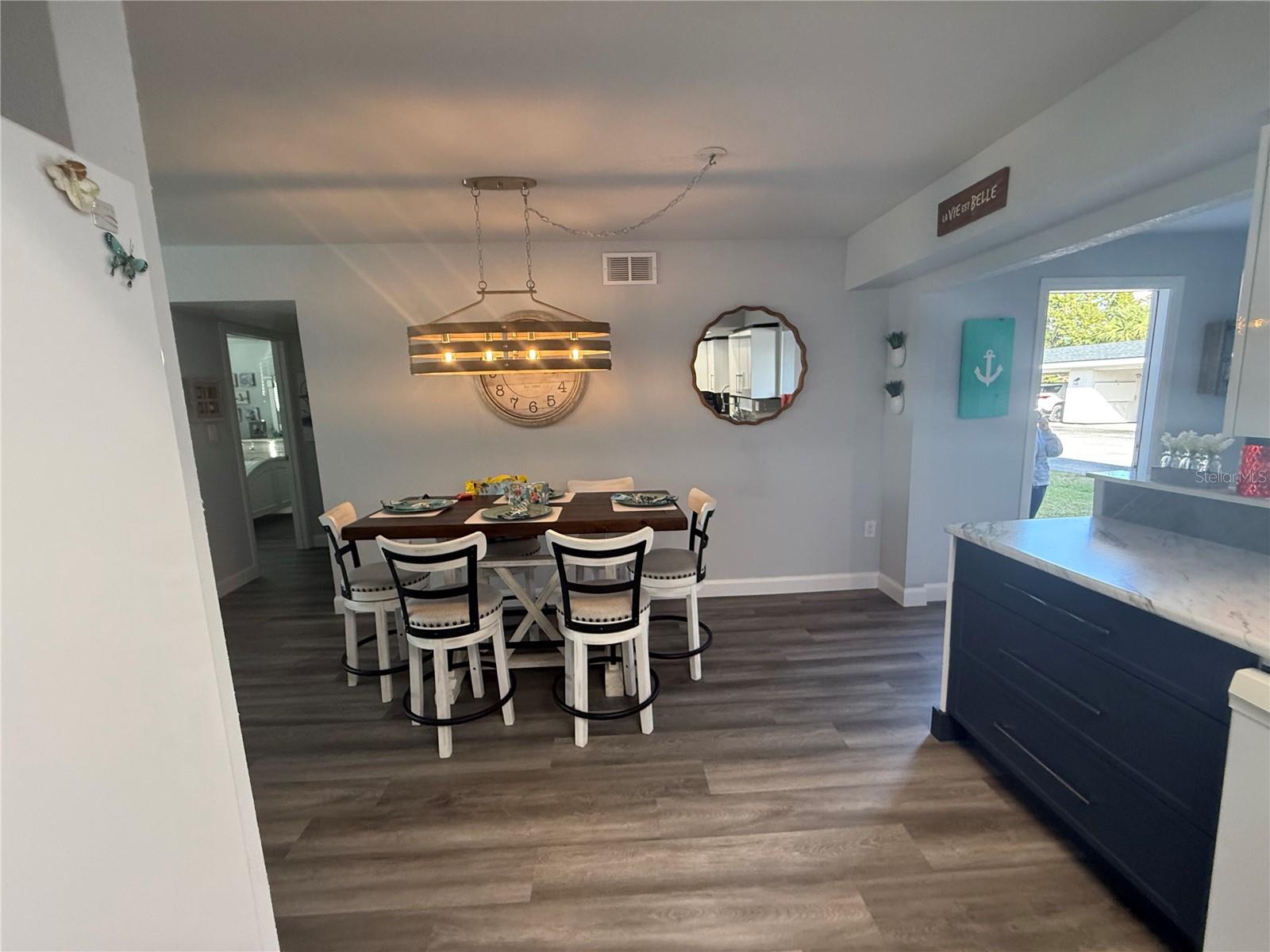 Image 4 of 30 For 4158 Tamiami Trail U1