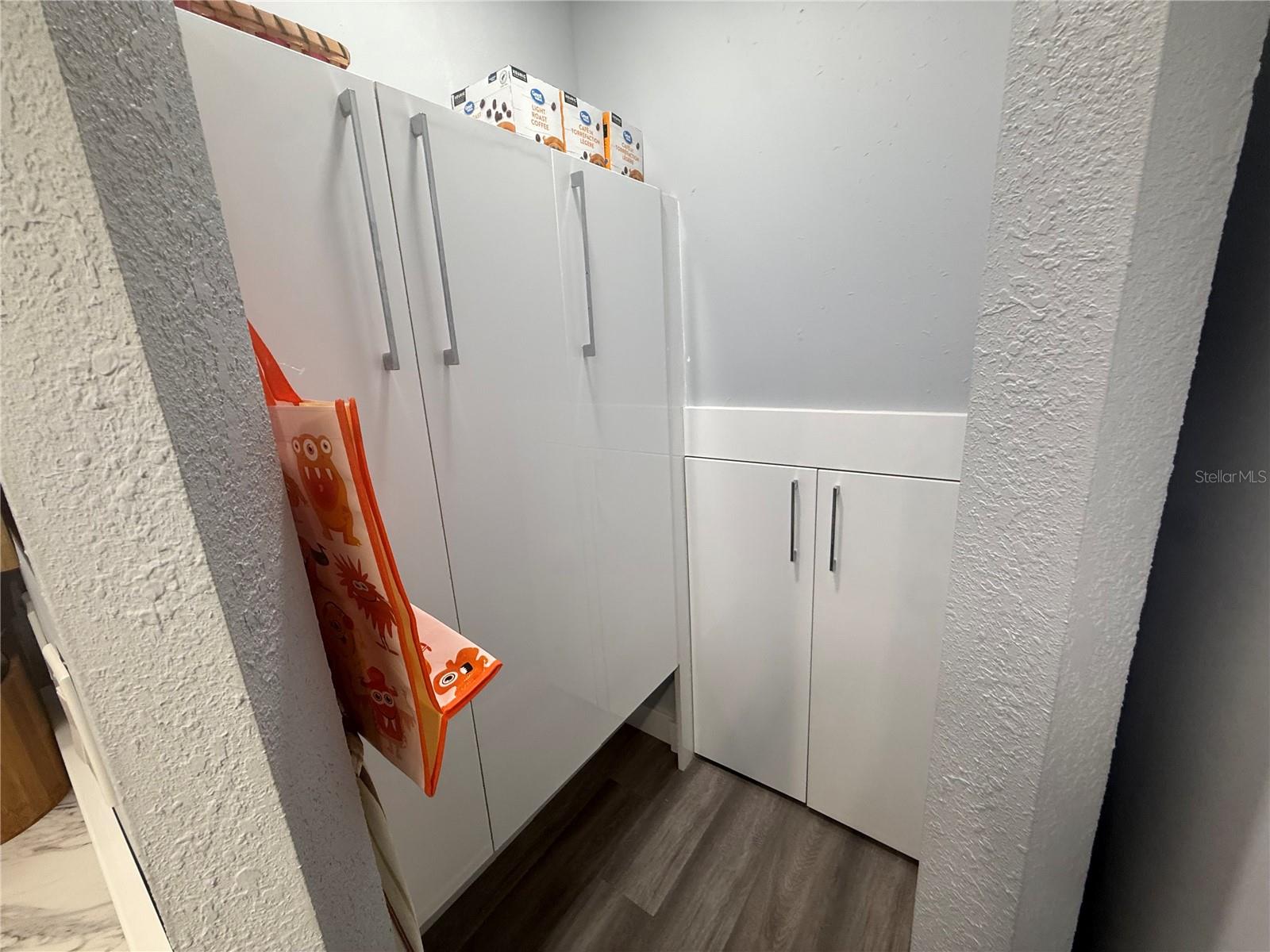 Image 5 of 30 For 4158 Tamiami Trail U1