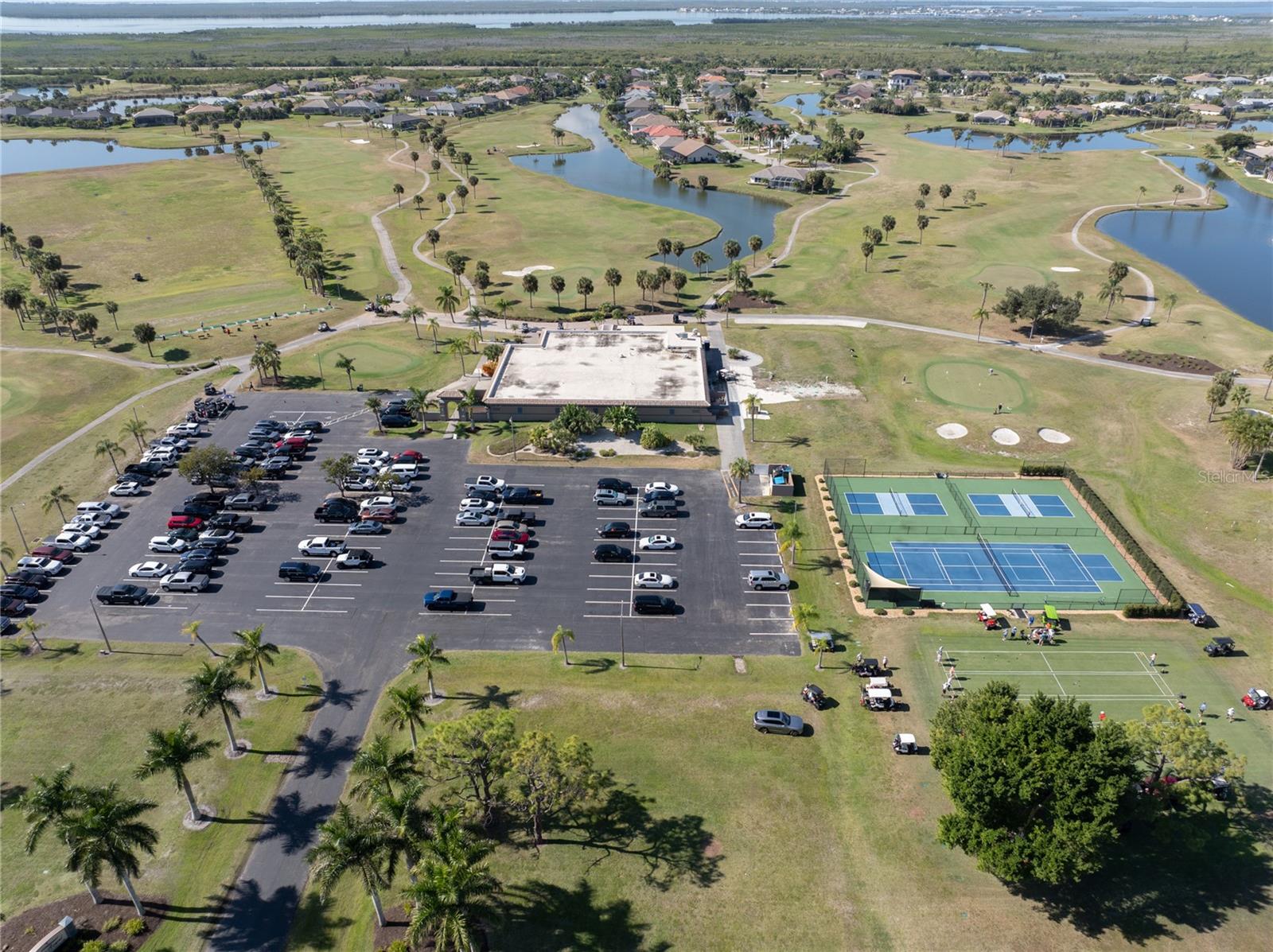 Image 13 of 59 For 11872 Princess Grace Court