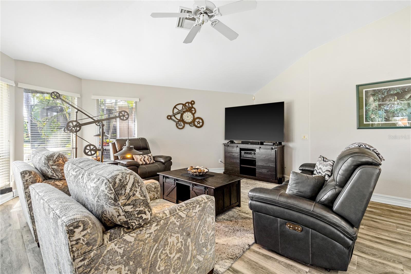 Image 37 of 59 For 11872 Princess Grace Court