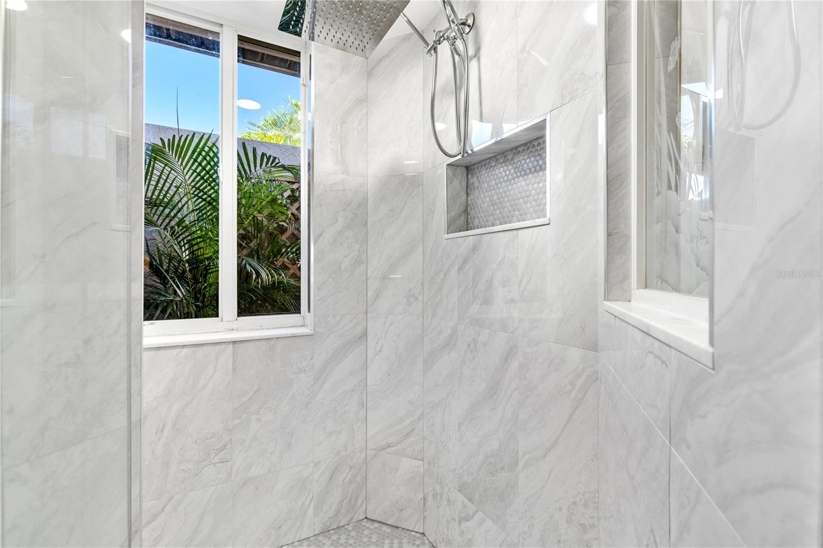 Image 46 of 59 For 11872 Princess Grace Court