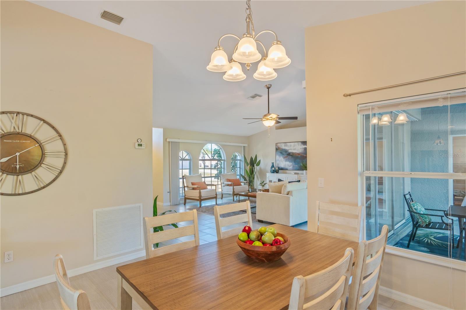 Image 21 of 62 For 2206 Mistleto Lane