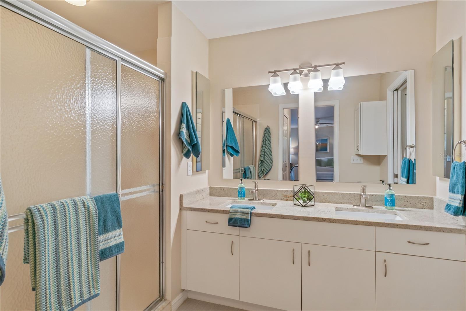 Image 35 of 62 For 2206 Mistleto Lane