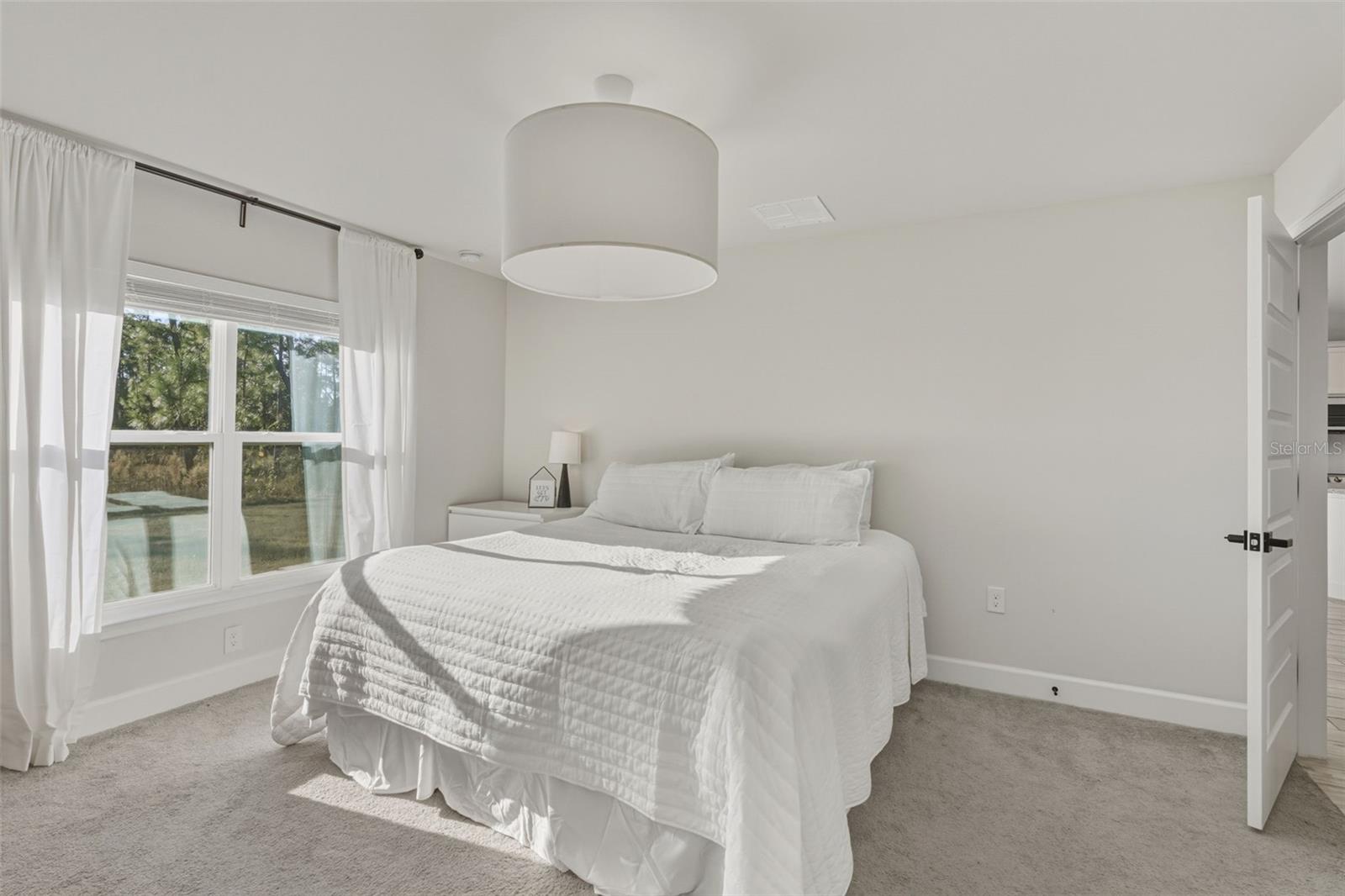 Image 24 of 40 For 1201 Lotus Street