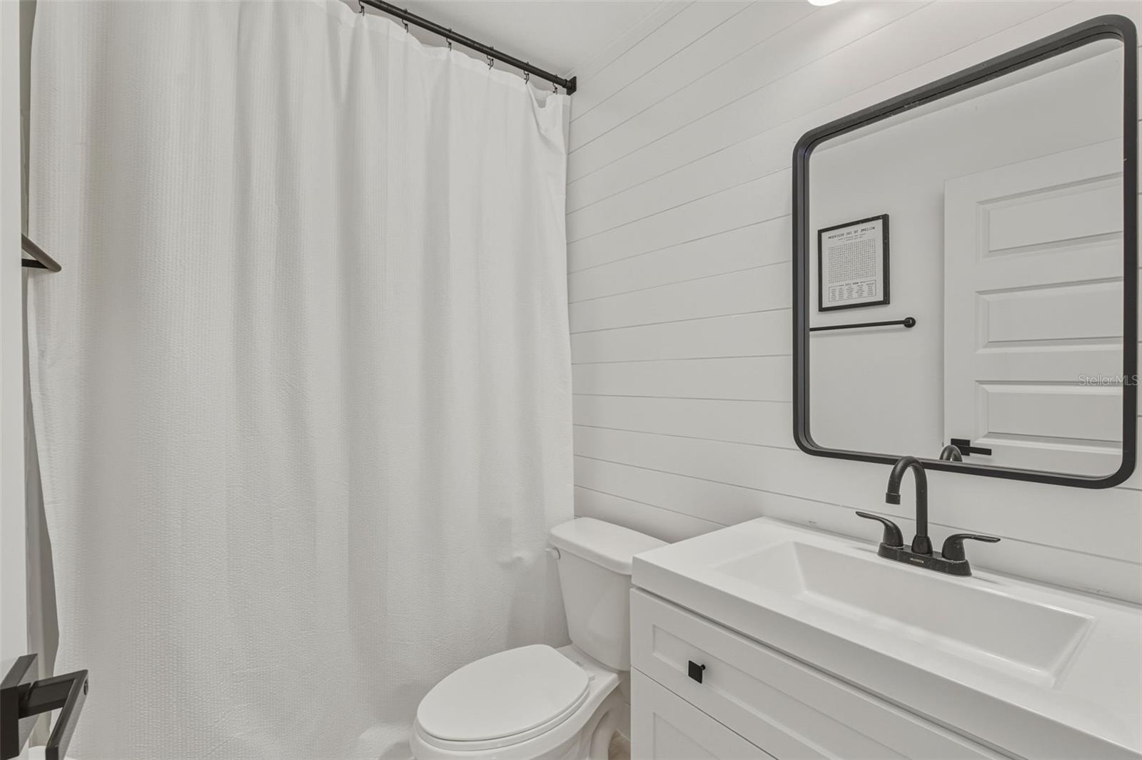 Image 30 of 40 For 1201 Lotus Street