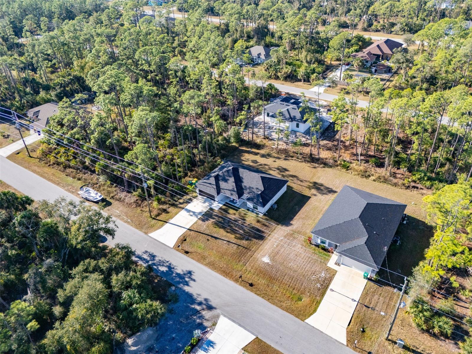 Image 36 of 40 For 1201 Lotus Street